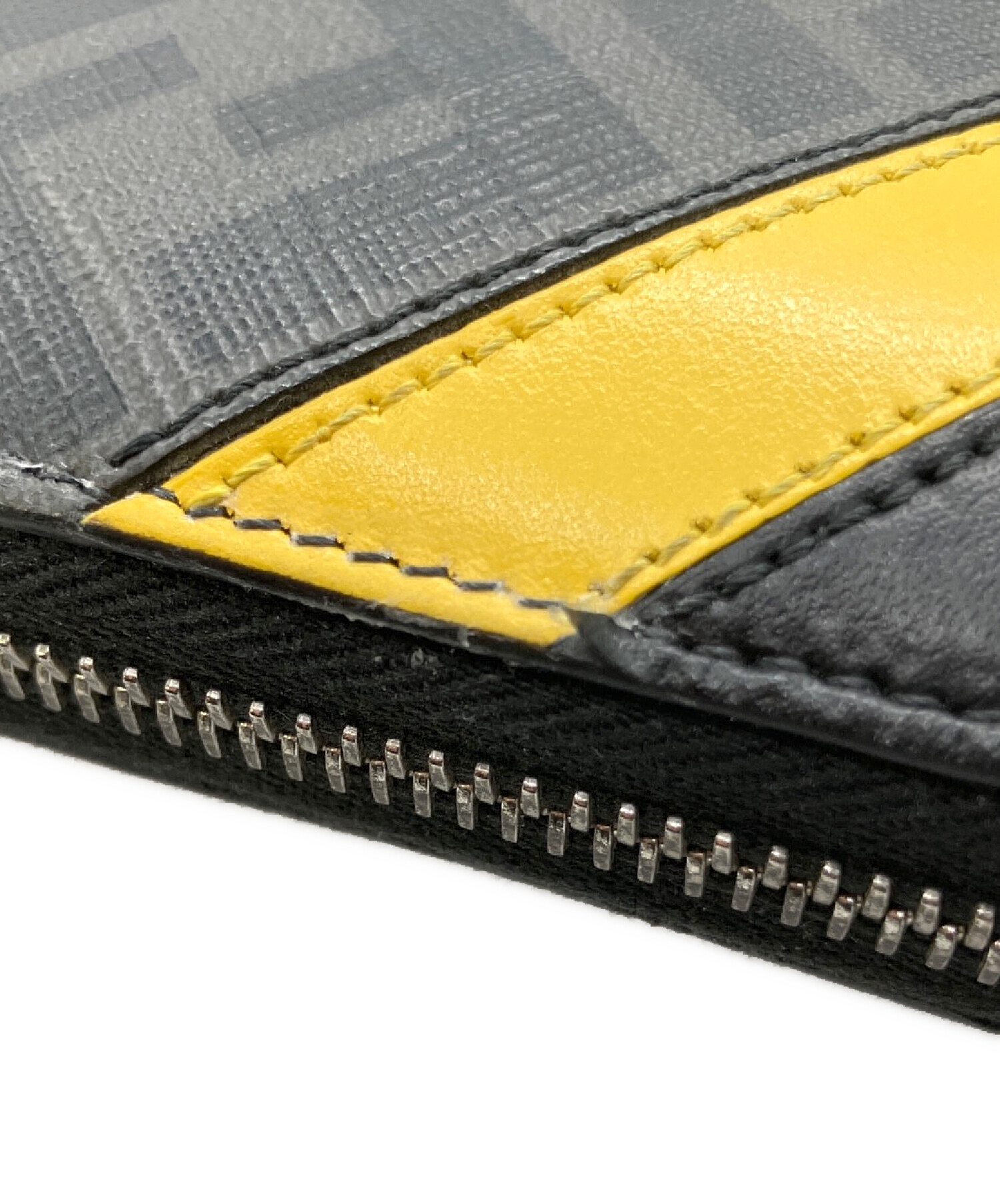 FENDI 長財布 黒×黄色 モノグラム 中古・古着通販】FENDI (フェンディ) 長財布 イエロー×グレー