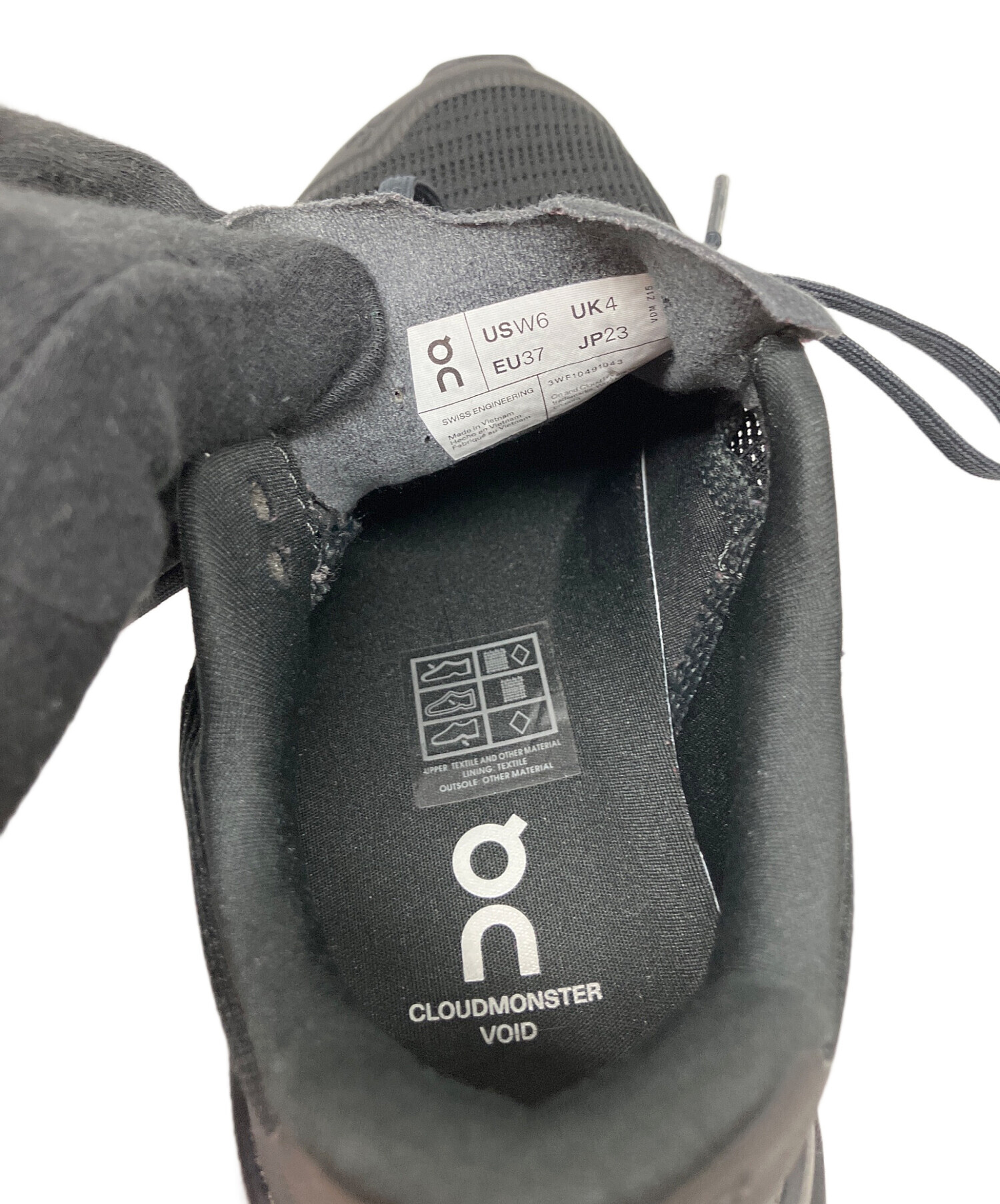 Cloudmonster On Black Magnet 23cm 中古 オン On W Cloudmonster Black/Magnet [61.99024] （Black/Magnet