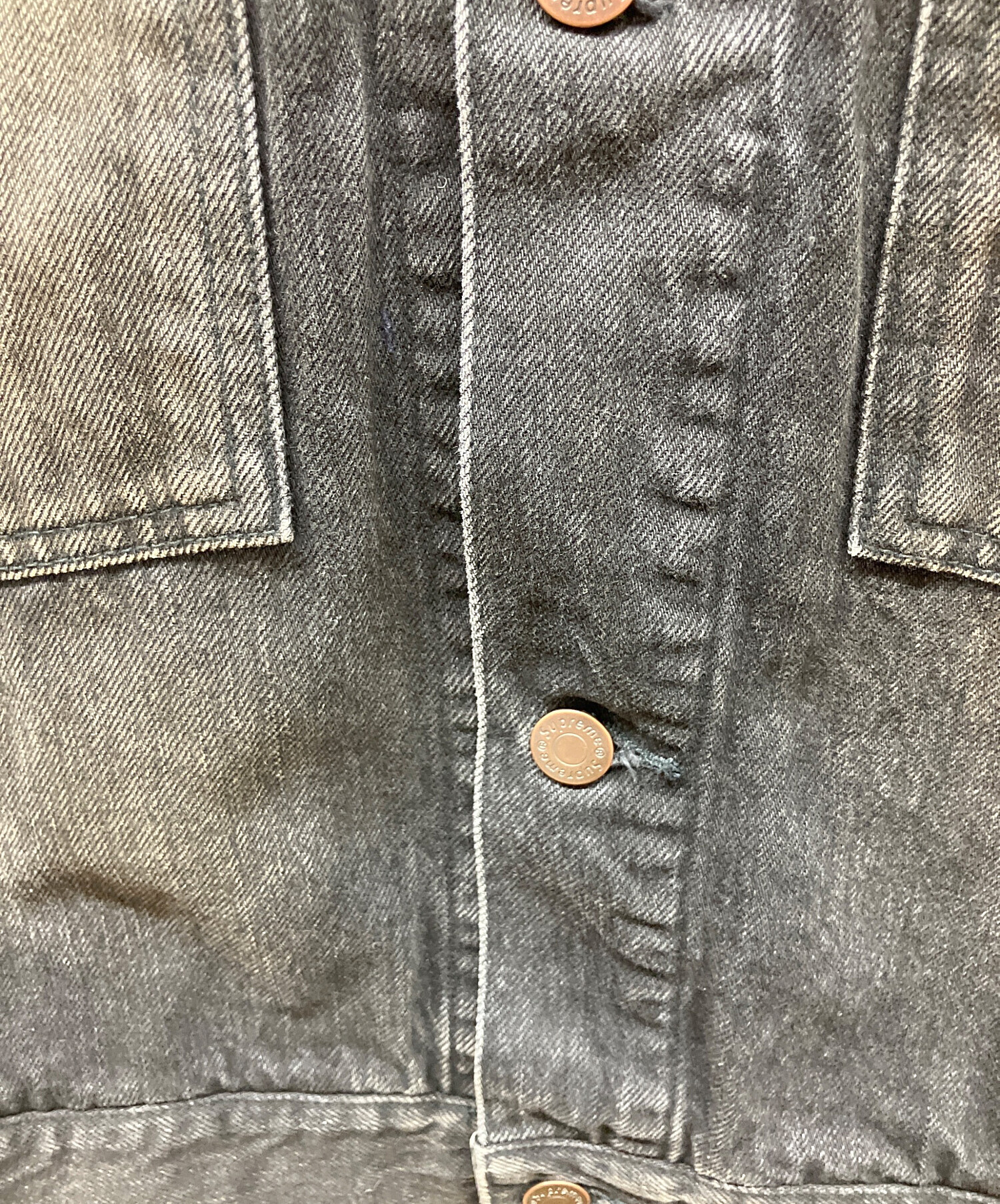 中古・古着通販】SUPREME (シュプリーム) Distressed Selvedge Trucker