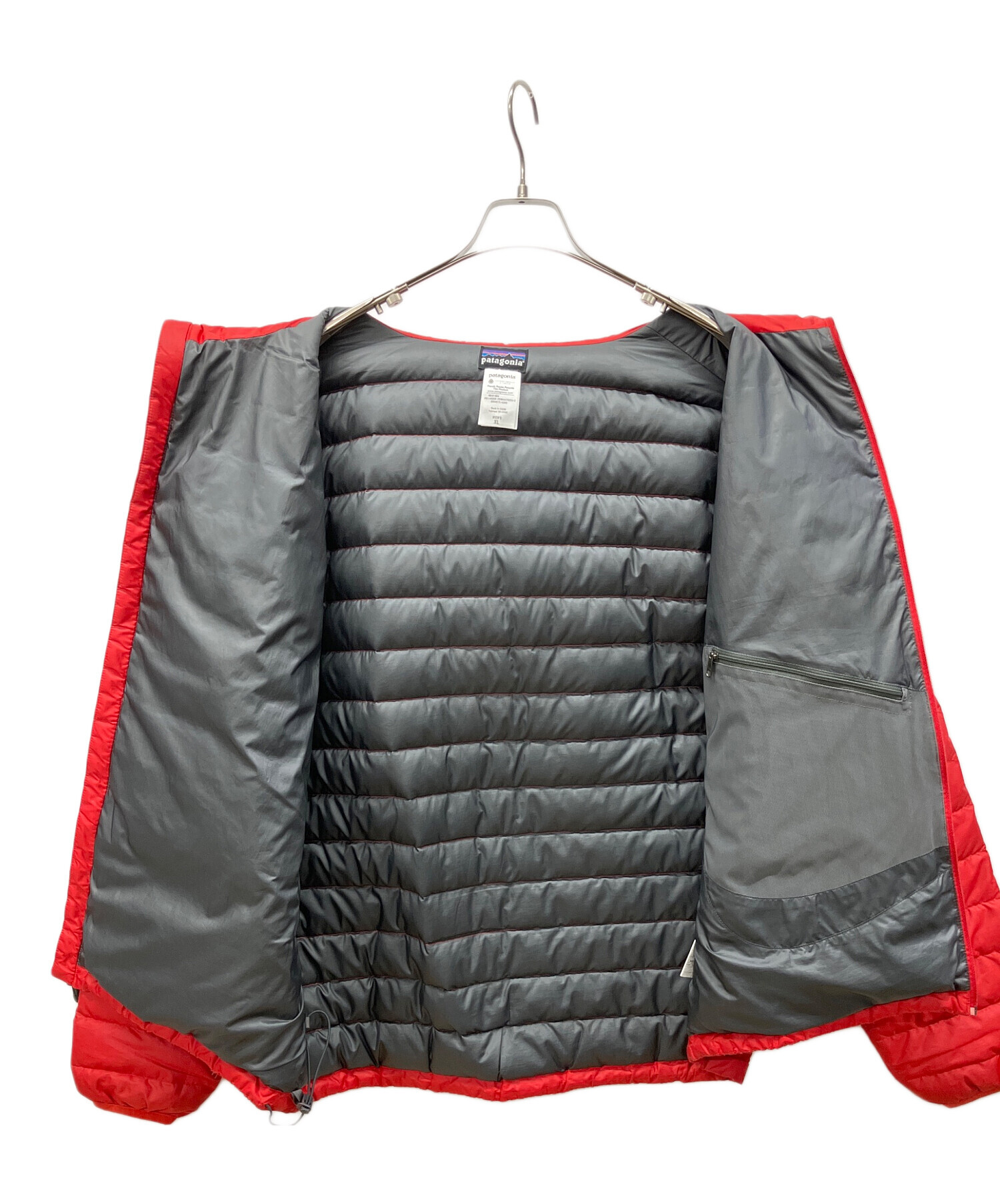 中古・古着通販】Patagonia (パタゴニア) ダウンジャケット レッド 