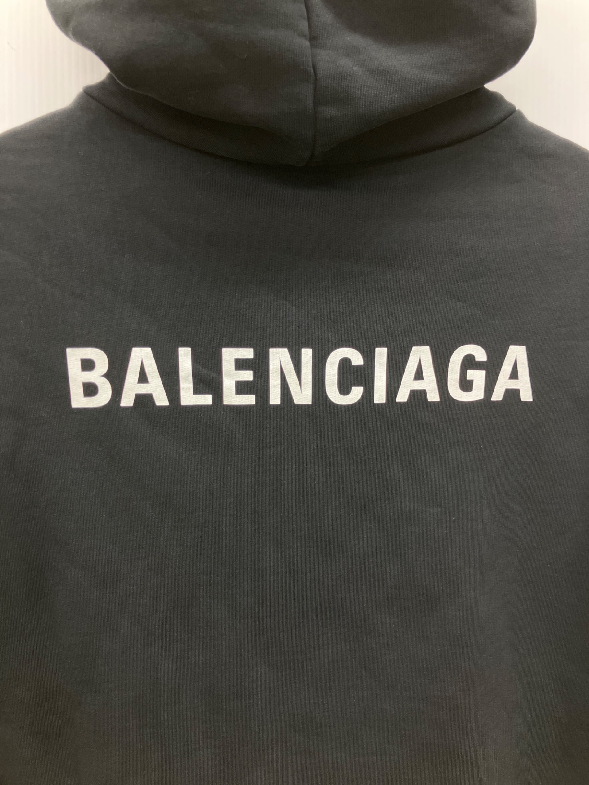 中古・古着通販】BALENCIAGA (バレンシアガ) パーカー ブラック サイズ 中古・古着通販】BALENCIAGA (バレンシアガ) パーカー ブラック サイズ