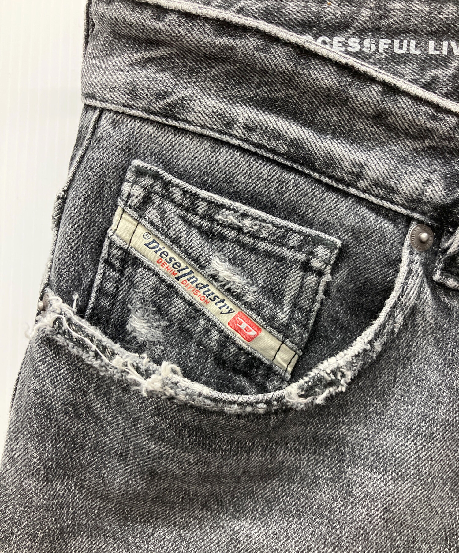 中古・古着通販】DIESEL Industry (ディーゼル) デニムパンツ グレー