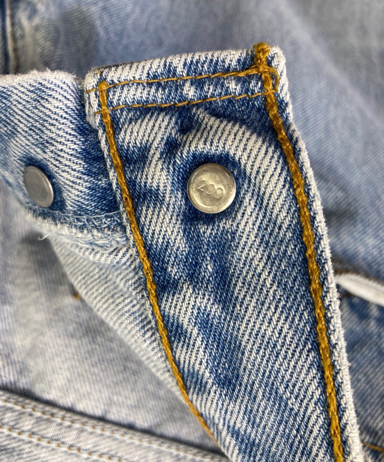 【希少】Levi’s リーバイス 901 ストライプ デニムパンツ ビンテージ 中古・古着通販】LEVI'S (リーバイス) 901 90s テーパードデニムパンツ