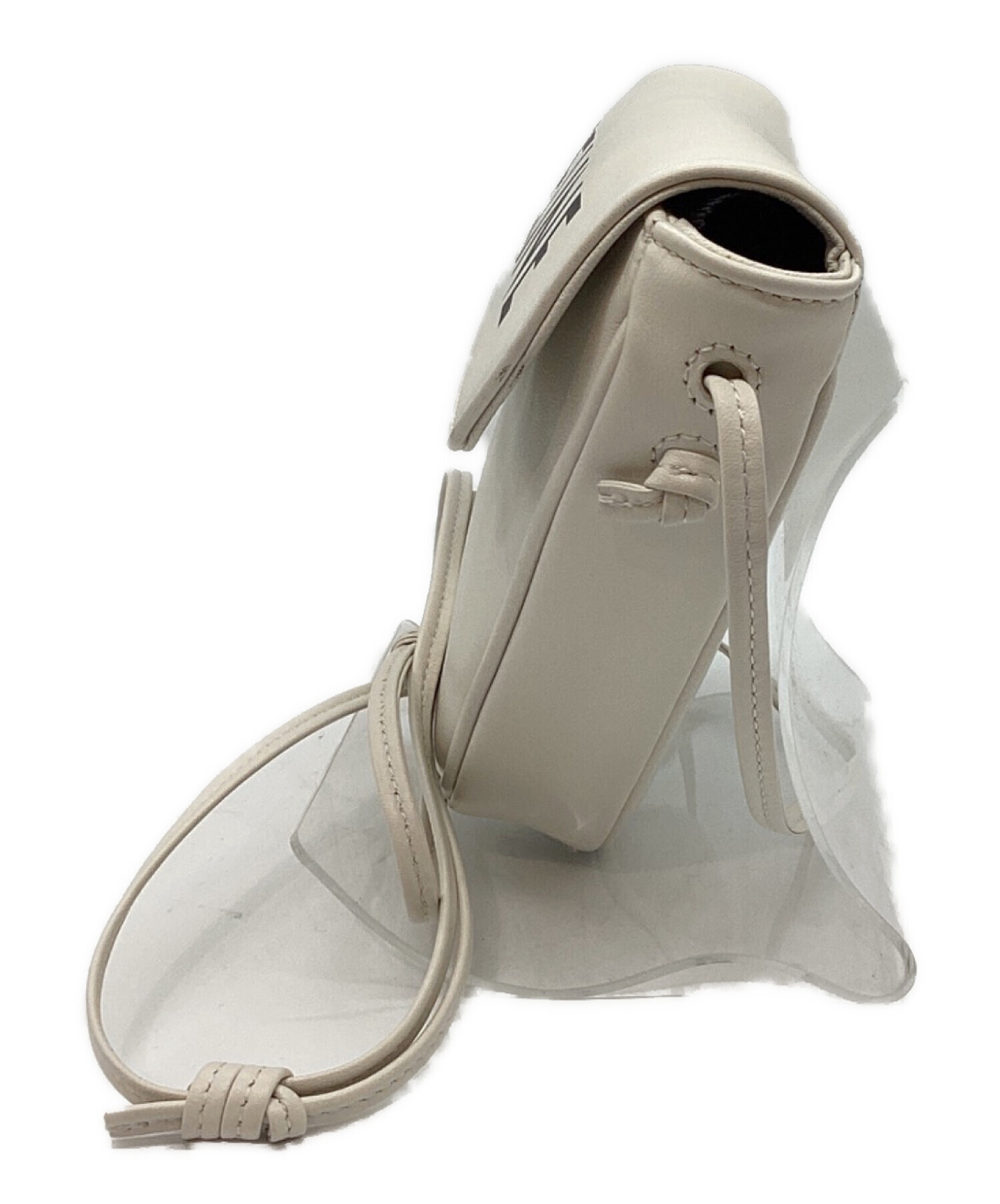 中古・古着通販】CELINE (セリーヌ) トライアングルバッグ ホワイト