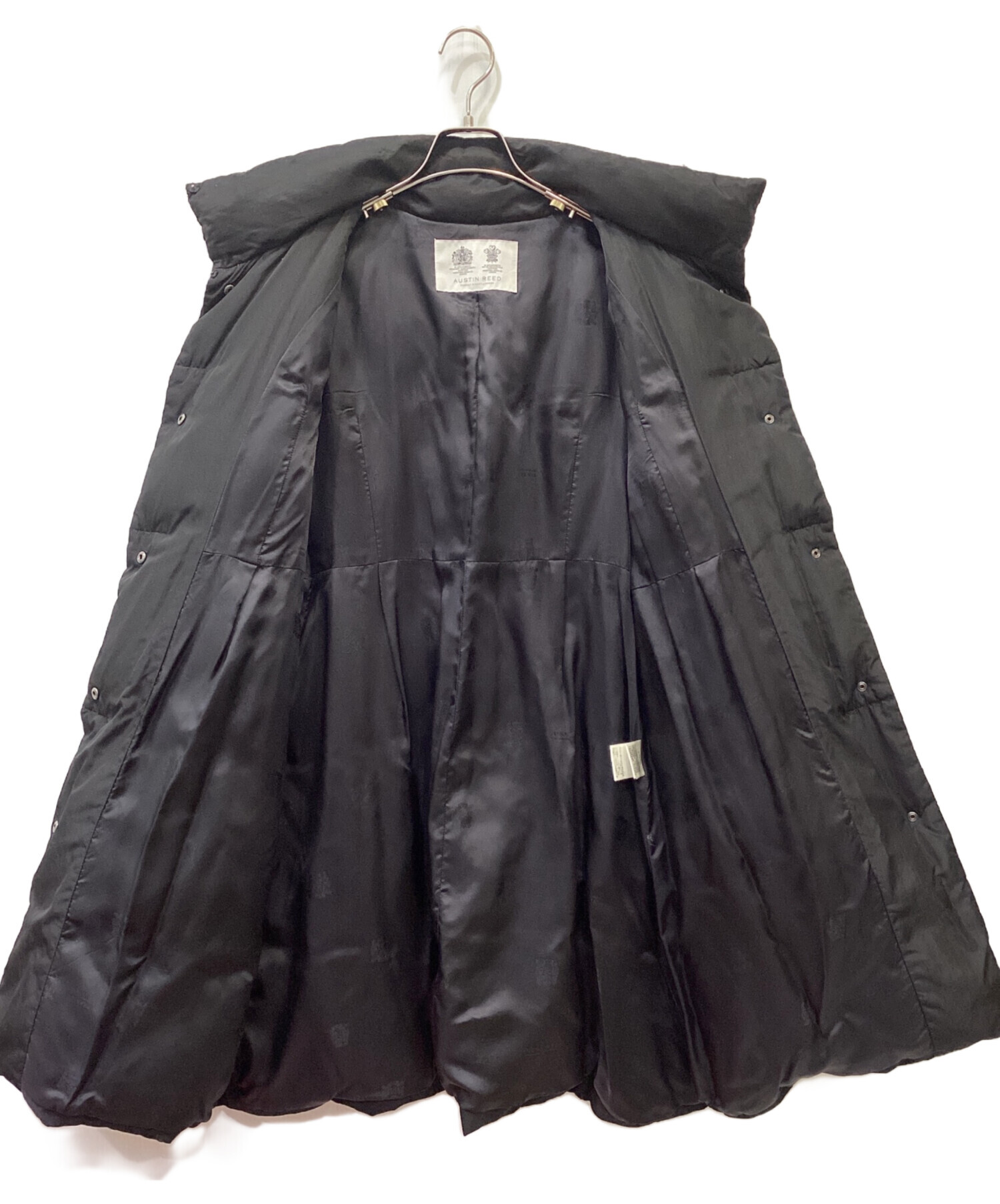現行★AUSTIN REED★フォックスファー付きダウンコート★黒★ビジュー釦 現行☆AUSTIN REED☆フォックスファー付きダウンコート☆黒☆ビジュー