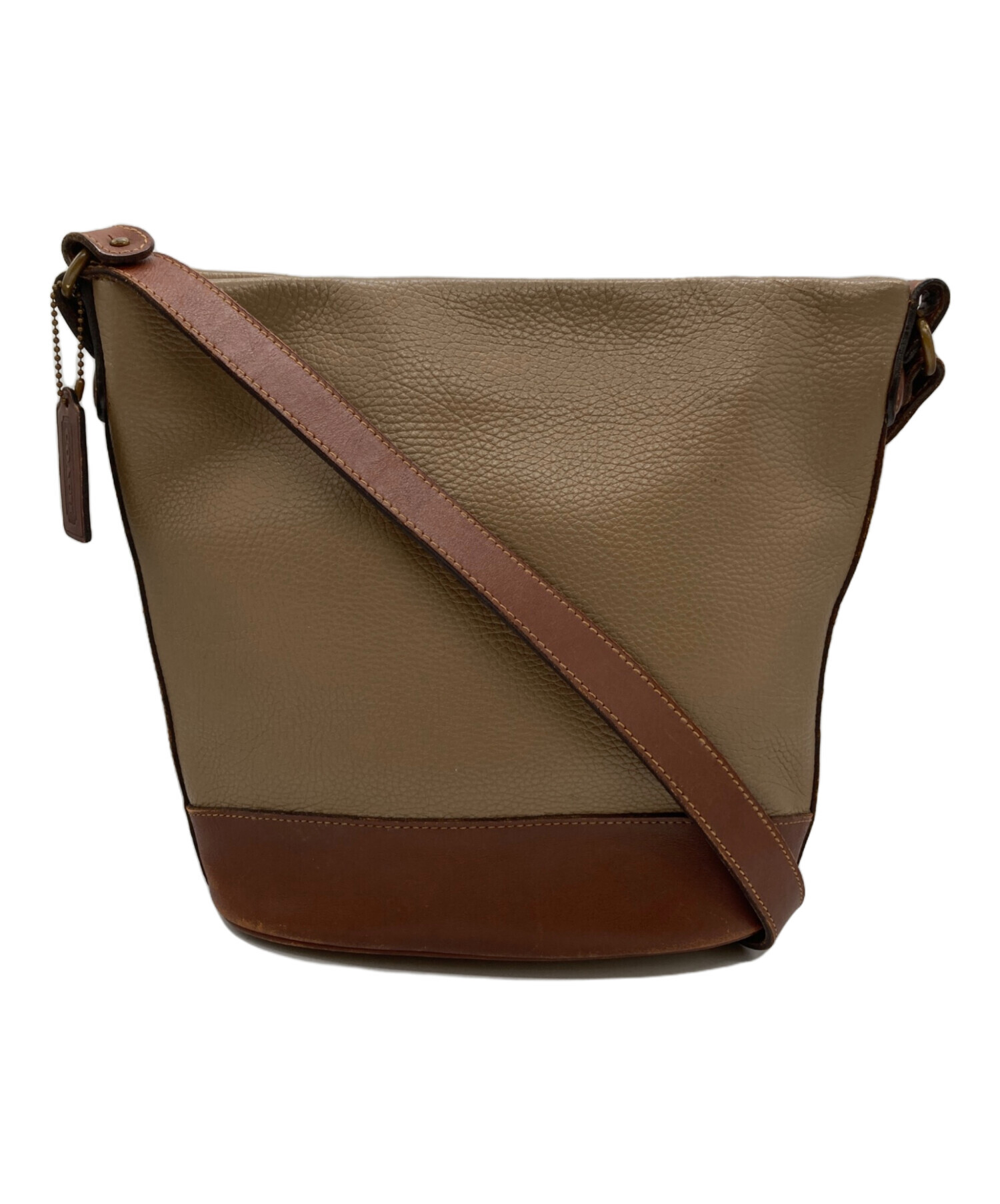 中古・古着通販】COACH (コーチ) ショルダーバッグ ベージュ 中古・古着通販】COACH (コーチ) ショルダーバッグ ベージュ
