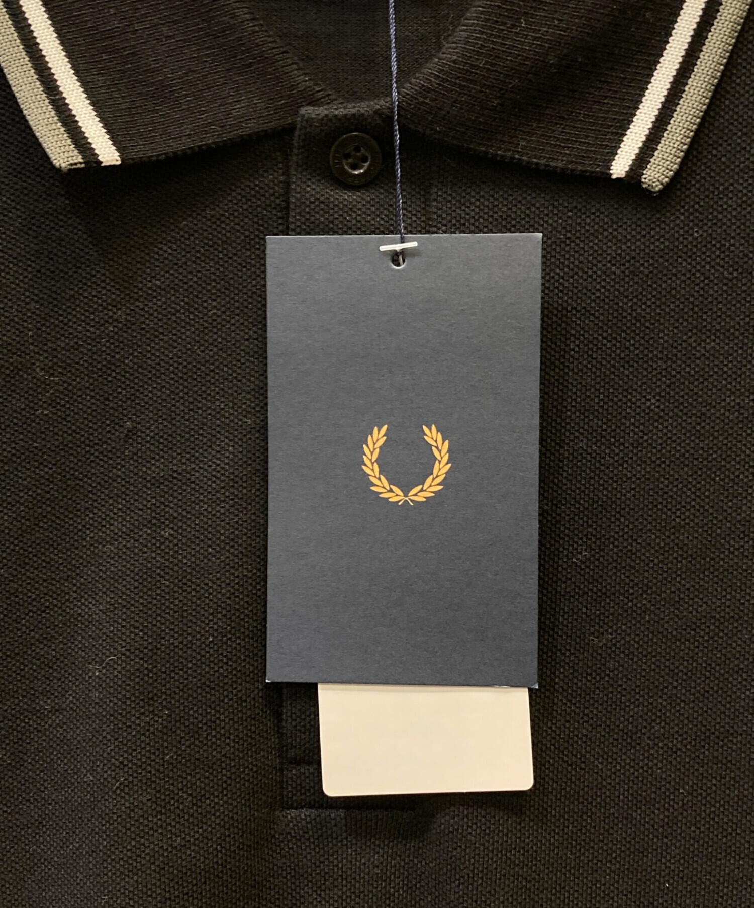 未使用　FRED PERRY ブラック ゴールド　ポロシャツ L Fred Perry Black Gold Polo Shirt - メルカリ