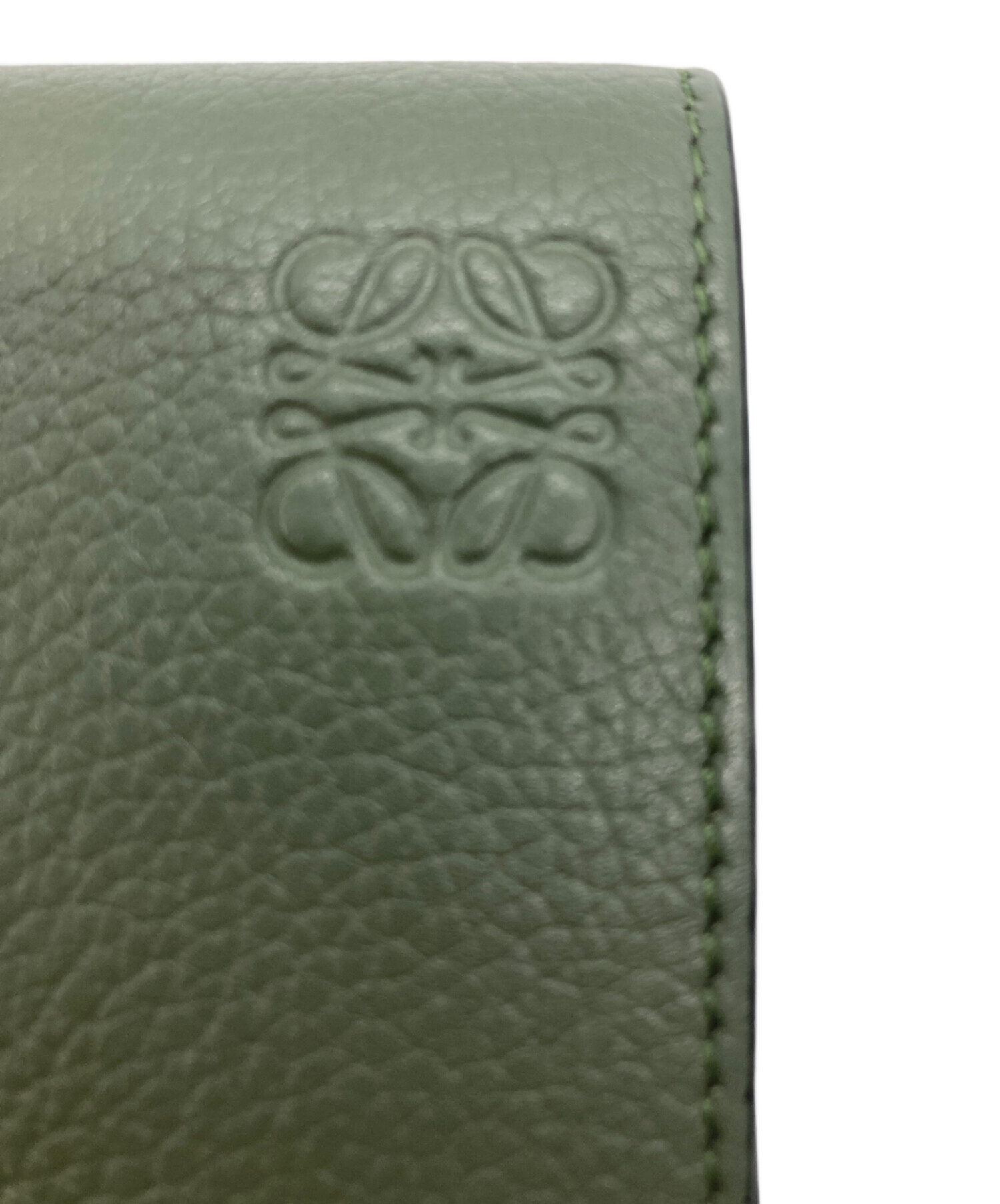 中古・古着通販】LOEWE (ロエベ) 3つ折り財布 グリーン｜ブランド