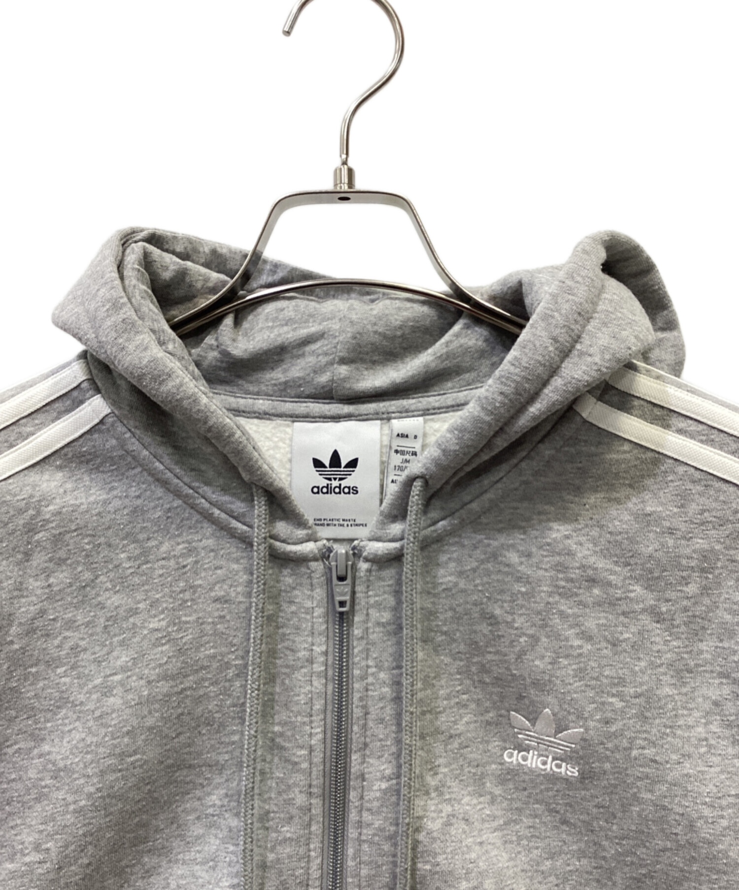 シルバーグレーのバタデコーラ 中古・古着通販】adidas (アディダス) ジップパーカー ライトグレー