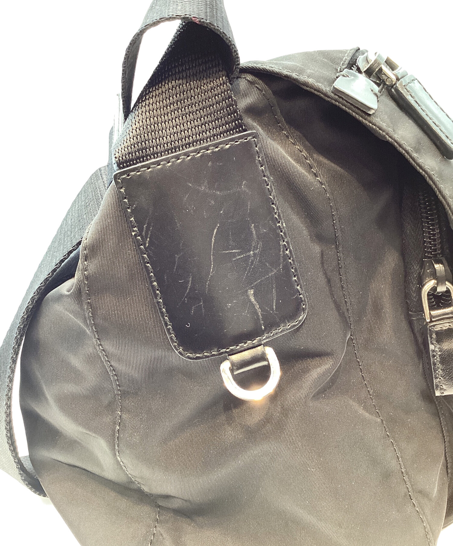 PRADA ナイロン メッセンジャー バッグ 中古・古着通販】PRADA (プラダ) ナイロンメッセンジャーバッグ