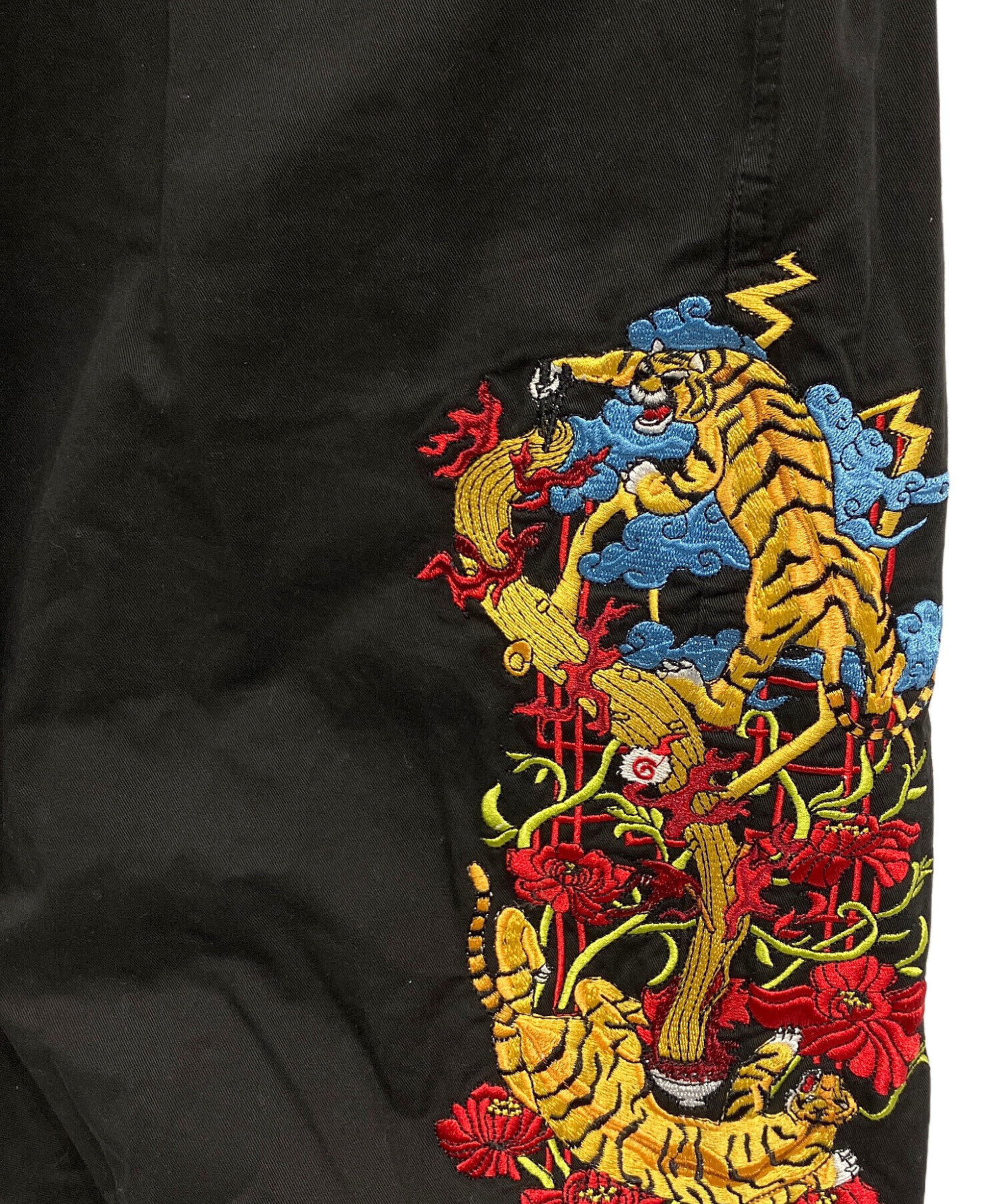 中古・古着通販】AT FAR HEAVEN (チュウカタベタイ) 刺繍パンツ