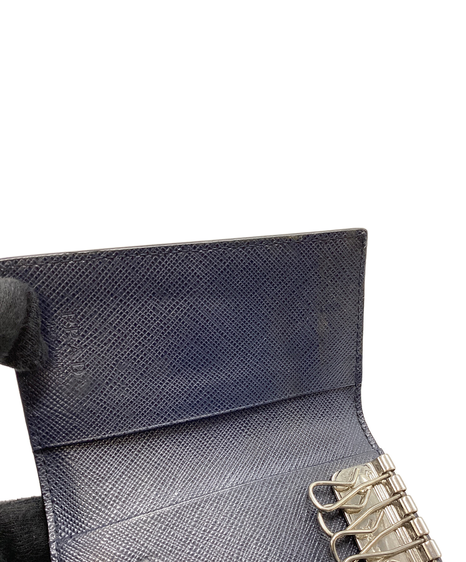 未使用級 PRADA キーケース 6連 ブラック 即日発送 安心取引 中古・古着通販】PRADA (プラダ) 6連キーケース ブラック｜ブランド