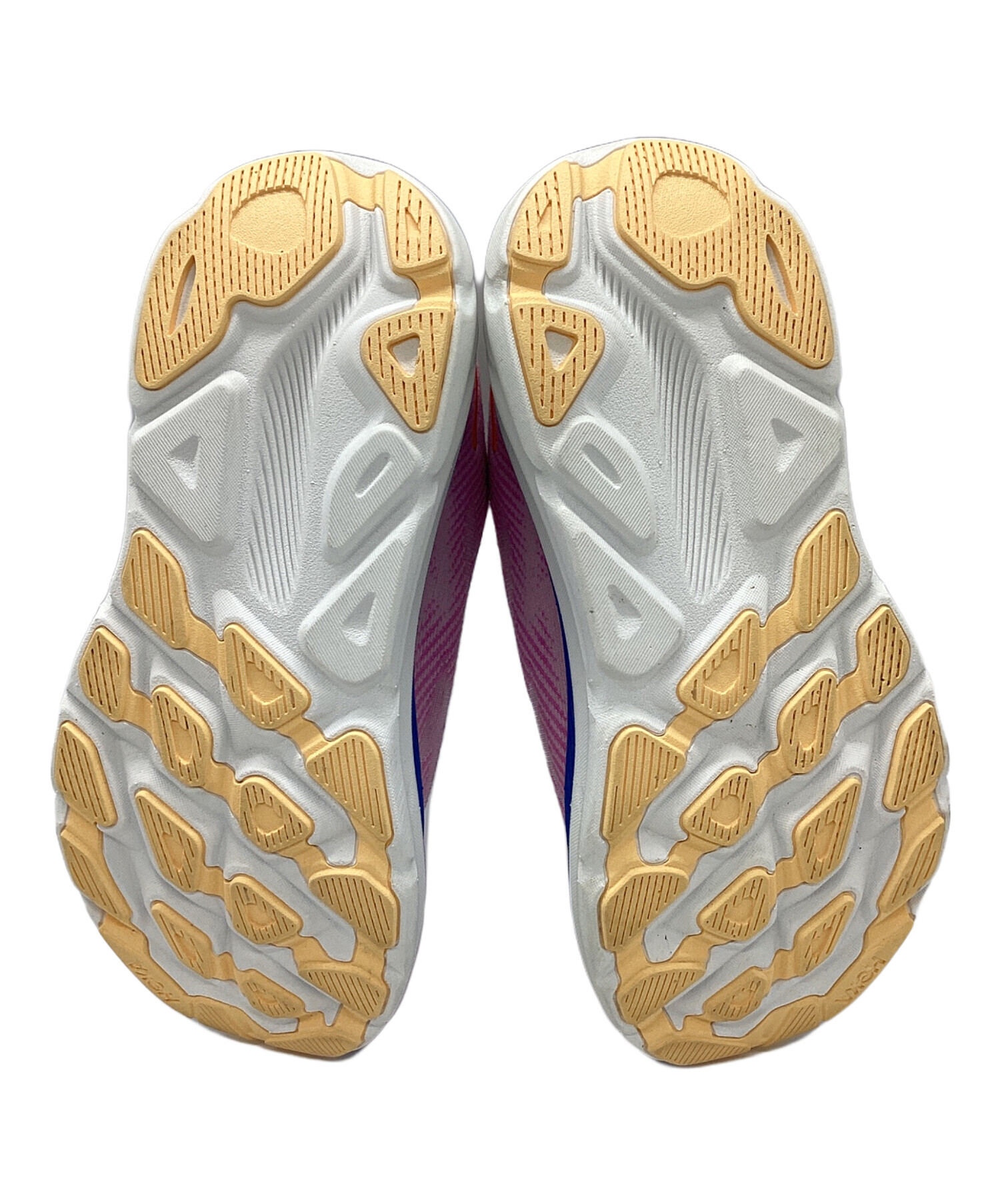 中古・古着通販】HOKAONEONE (ホカオネオネ) CLIFTON 9 ピンク サイズ