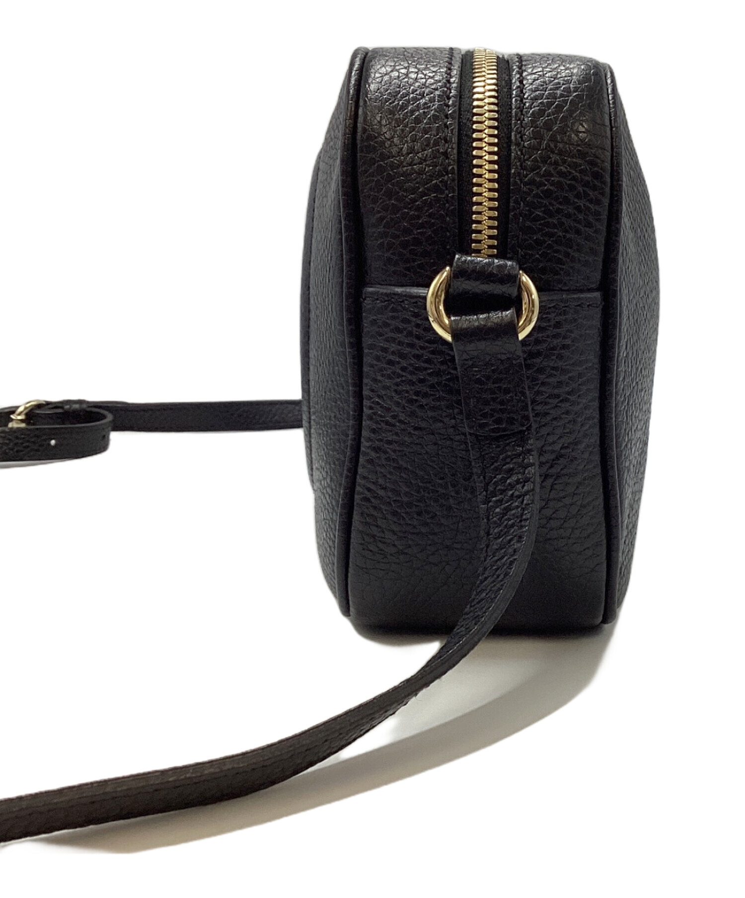 GUCCI ブラック ショルダーバッグ 【中古】 中古・古着通販】GUCCI (グッチ) ショルダーバッグ ブラック×ゴールド