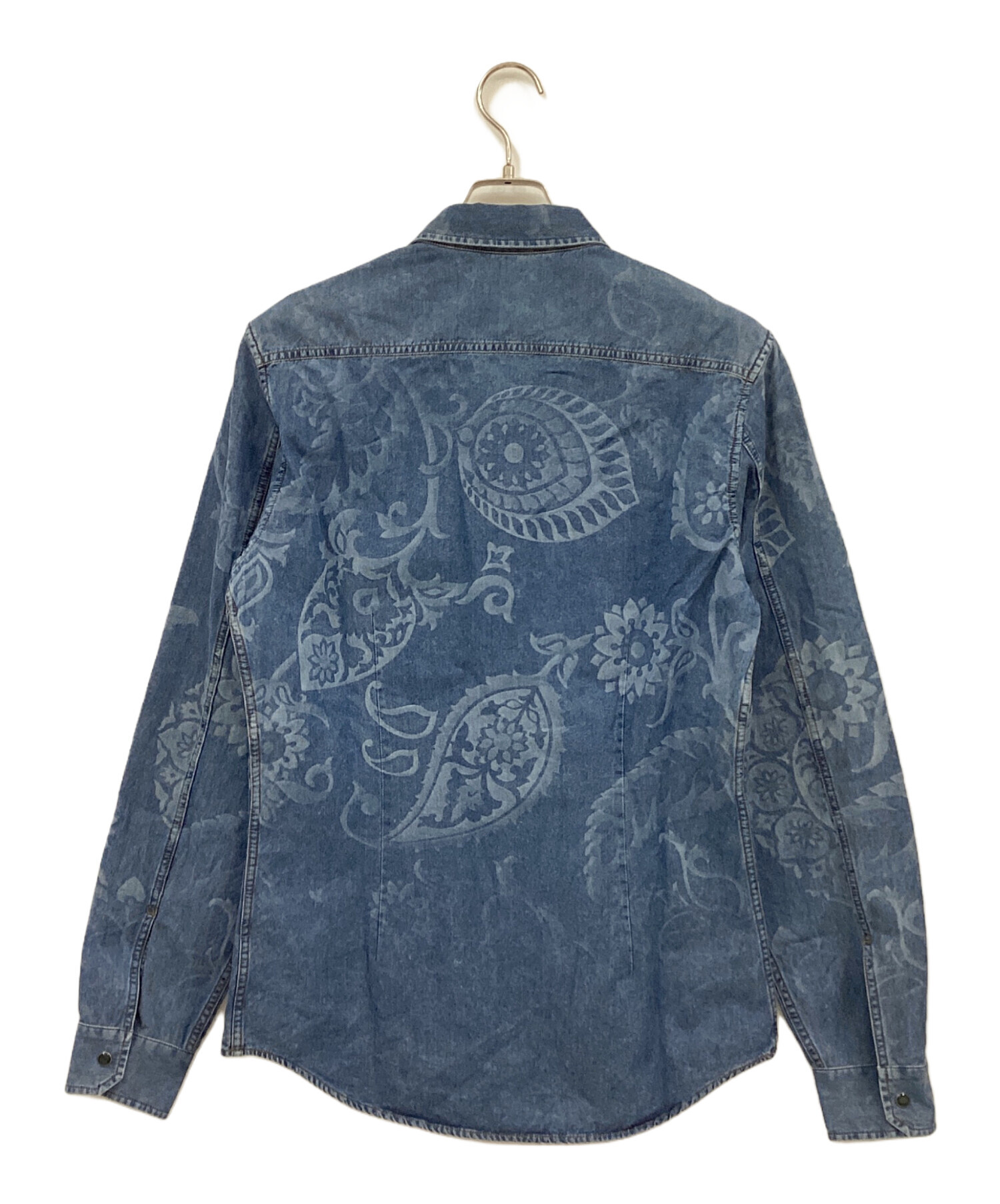 美品 グッチ GUCCI エンブレム刺繍 長袖シャツ サックスブルー 美品 グッチ GUCCI エンブレム刺繍 長袖シャツ サックスブルー