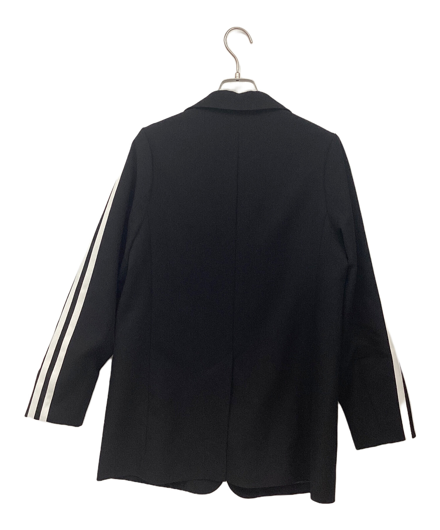 美品　LOUNGEDRESS ラウンジドレス　リラックスジャケット　ブラック LOUNGEDRESS（ラウンジドレス）の「リラックスジャケット（テーラード