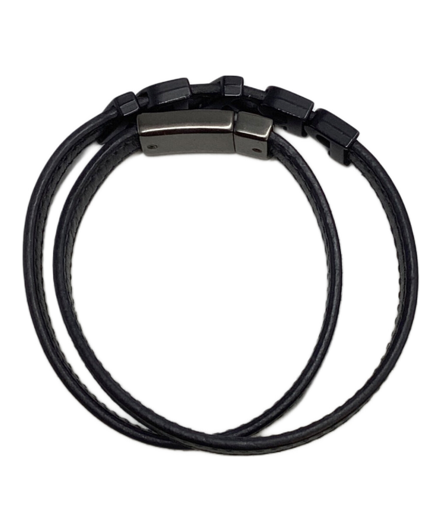 PRADA プラダ ブレスレット ブラック 中古・古着通販】PRADA (プラダ) プラダ/ロゴブレスレット ブラック