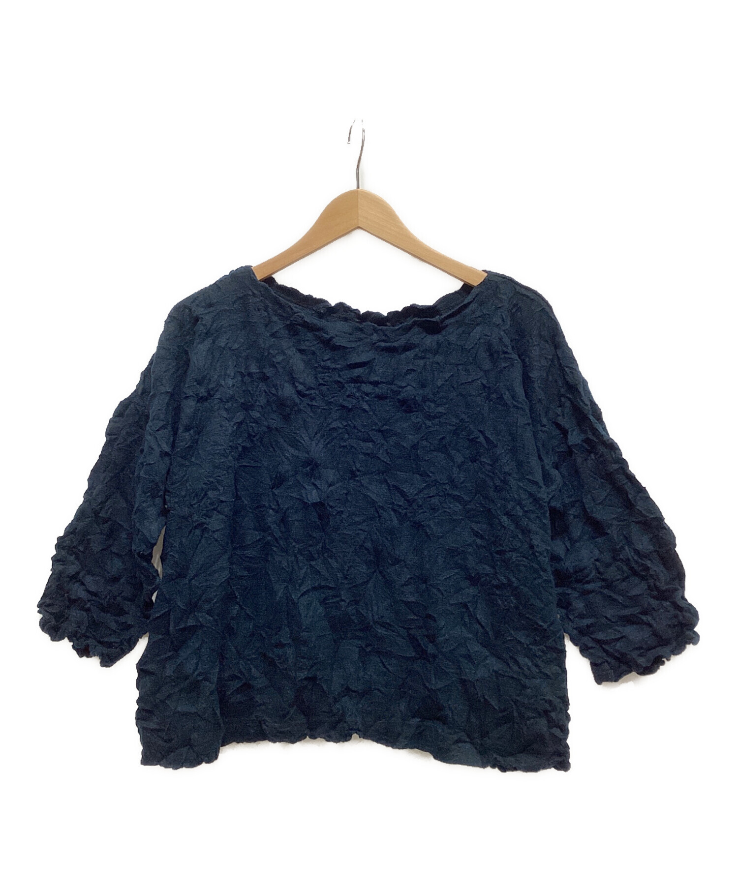 ISSEY MIYAKE シワ加工トップス　イッセイ　ミヤケ　カットソー ISSEY MIYAKE シワ加工トップス イッセイ ミヤケ カットソー