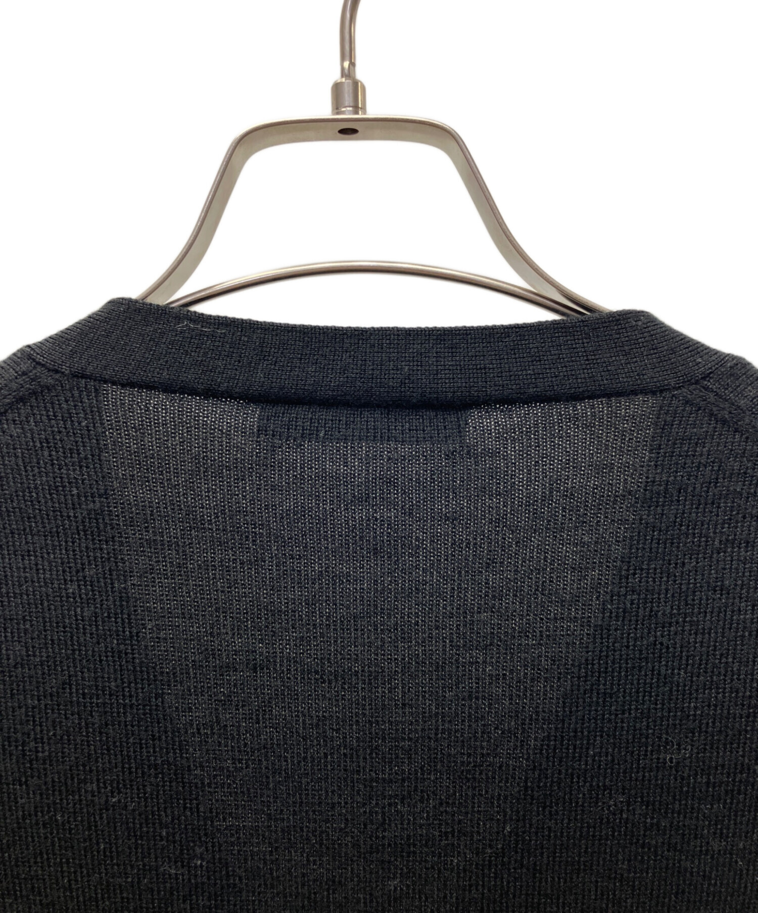 【美品】  PRADA / プラダ | ウール ハイゲージ Vネック ニットカーディガン | 40 | ブラック | レディース 中古・古着通販】PRADA (プラダ) ウールハイゲージVネックニット