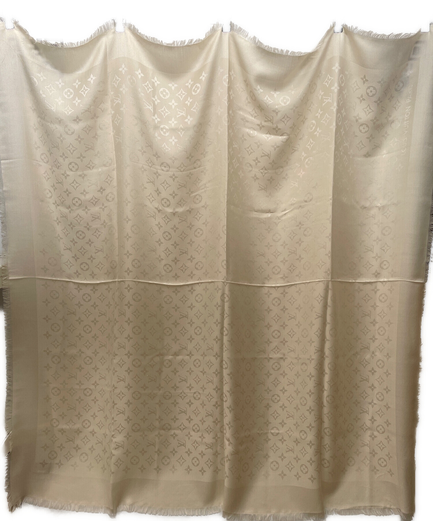 【新品未使用】LOUIS VUITTON シルク混ストール　ライトグレー 新品未使用】LOUIS VUITTON シルク混ストールライトグレー