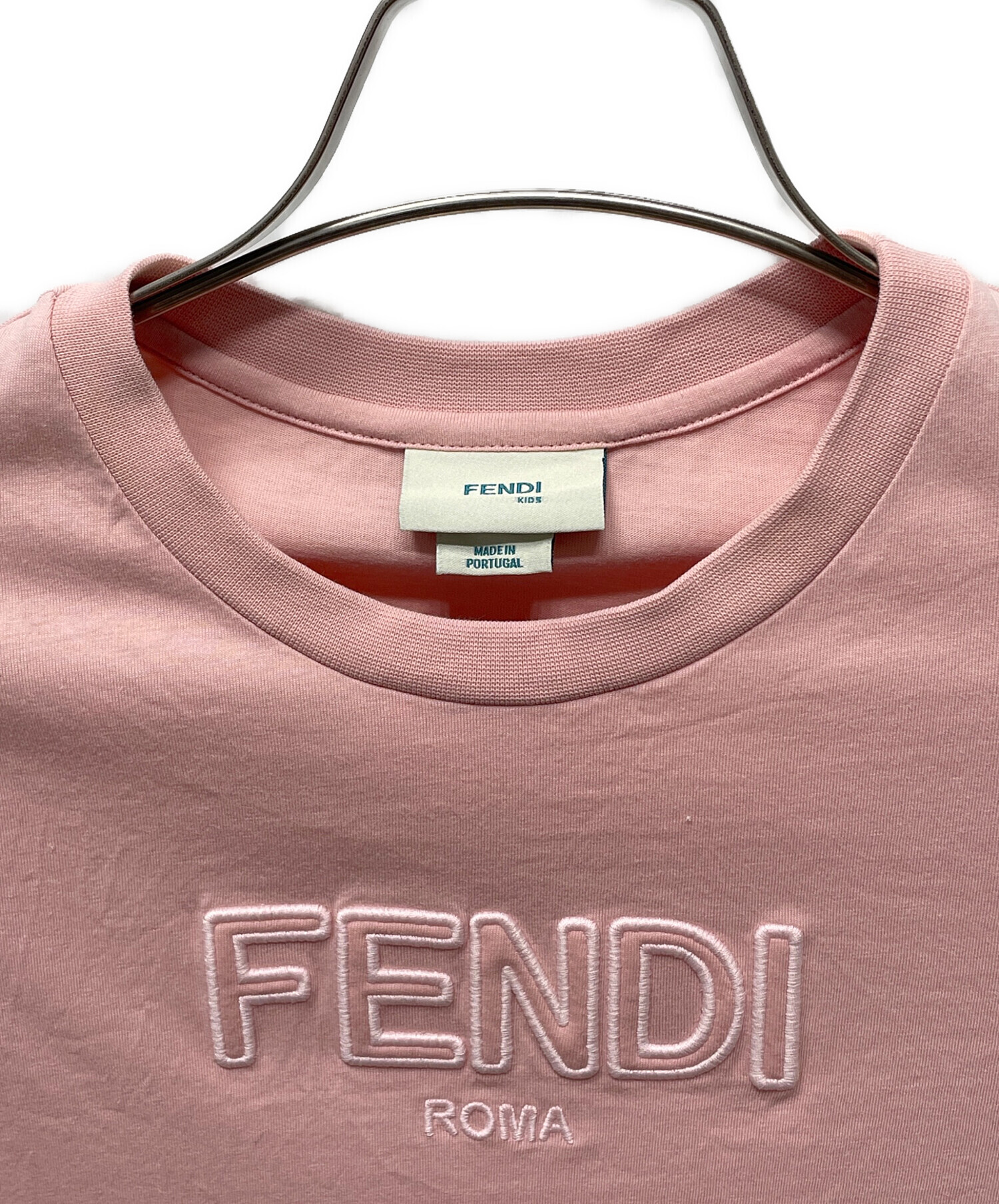 Fendi kids  フェンディキッズ　ピンク ロゴ入り 9歳　長袖ワンピース Fendi kids フェンディキッズ ピンク ロゴ入り 9歳 長袖ワンピース