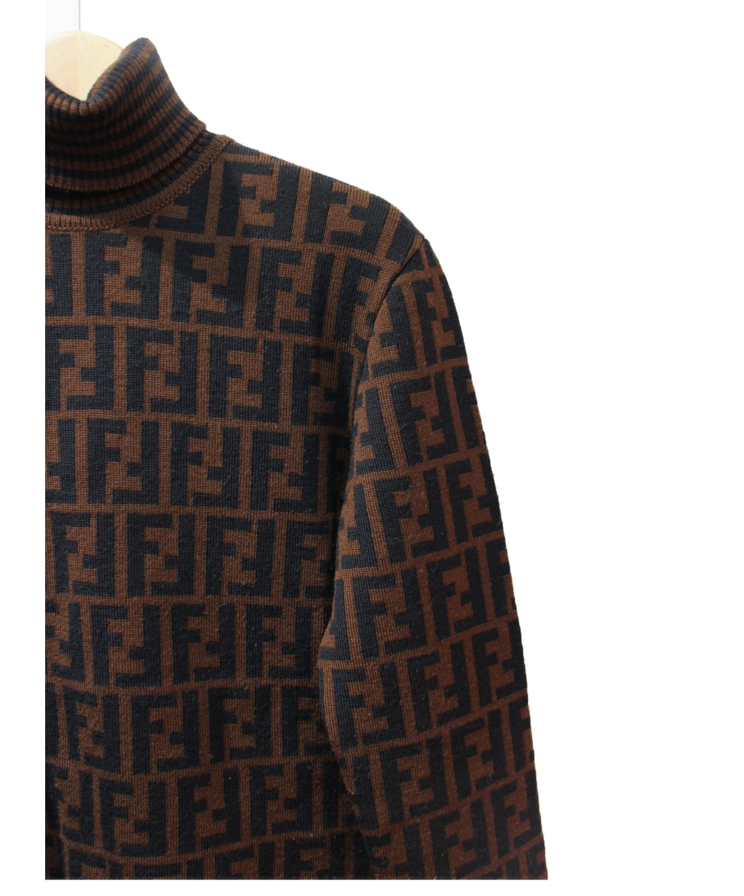中古・古着通販】FENDI (フェンディ) セットアップ/ズッカ柄 ブラウン