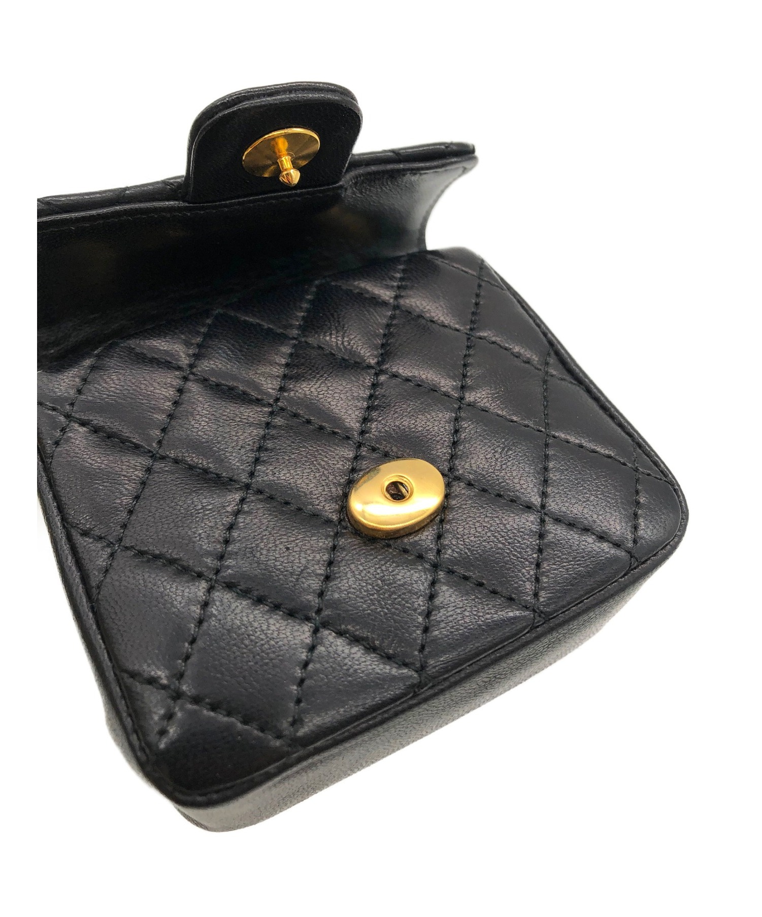 中古・古着通販】CHANEL (シャネル) マイクロミニマトラッセ ブラック