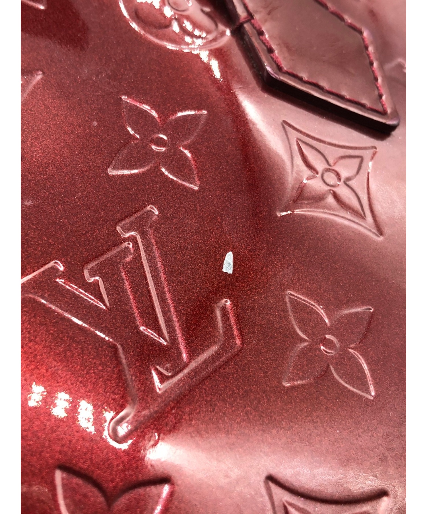 ルイヴィトン ヴェルニ ウィルシャーPM レッド LOUIS VUITTON ルイヴィトン ウィルシャーPM モノグラムヴェルニ