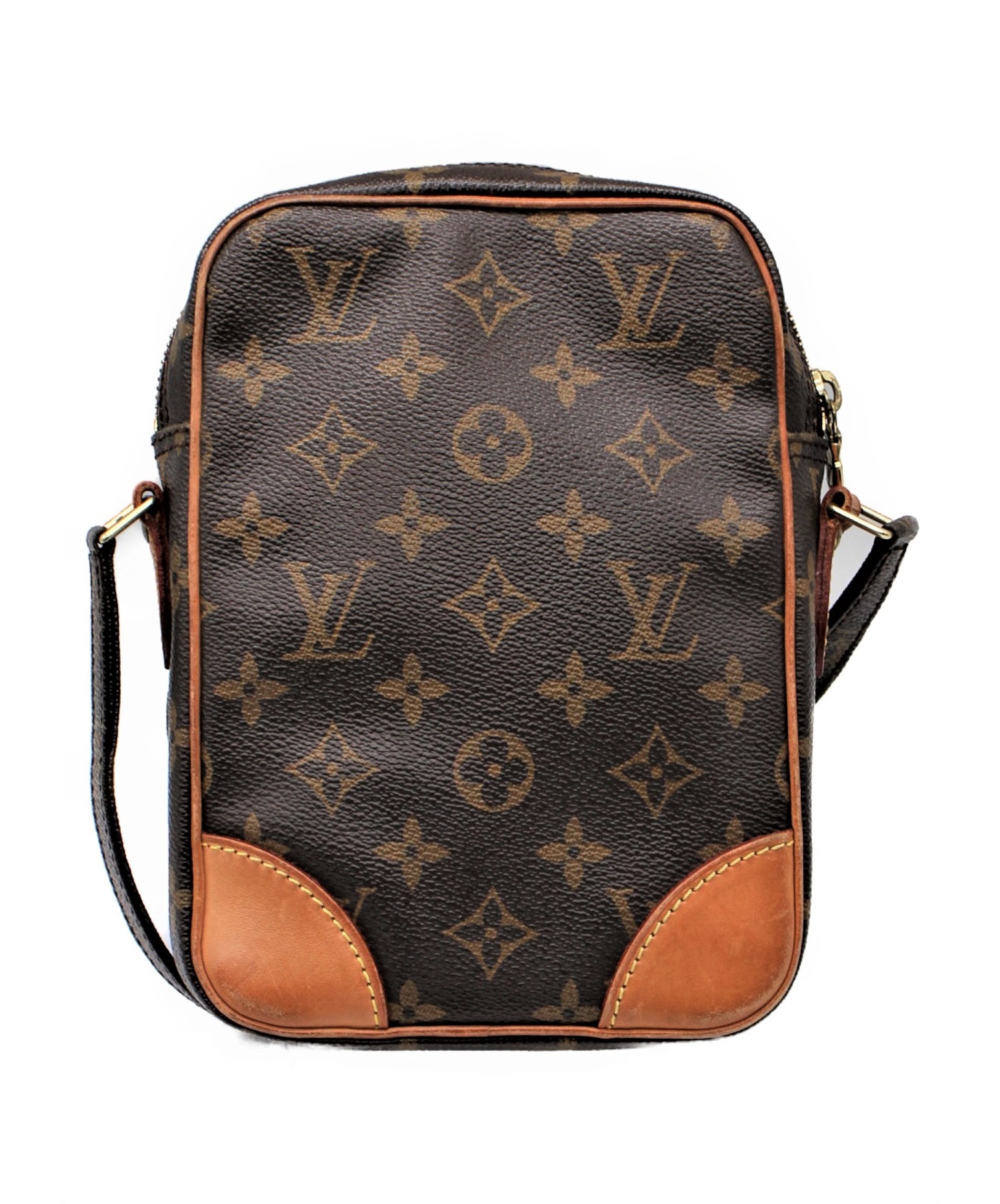 中古・古着通販】LOUIS VUITTON (ルイ・ヴィトン) ダヌーブ サイズ 中古・古着通販】LOUIS VUITTON (ルイ・ヴィトン) ダヌーブ サイズ