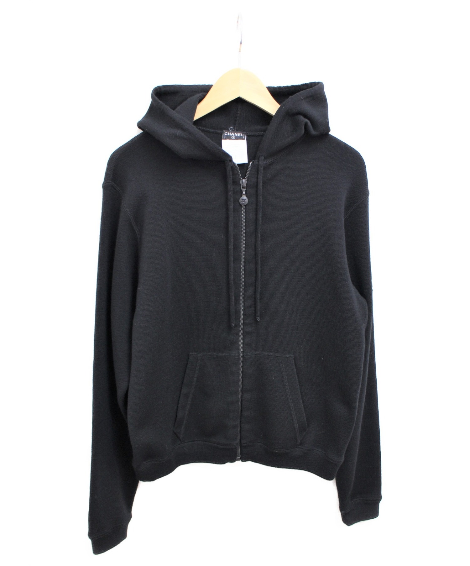 CHANEL ブラック ニット ジップ パーカー 中古・古着通販】CHANEL (シャネル) ニットパーカー ブラック サイズ