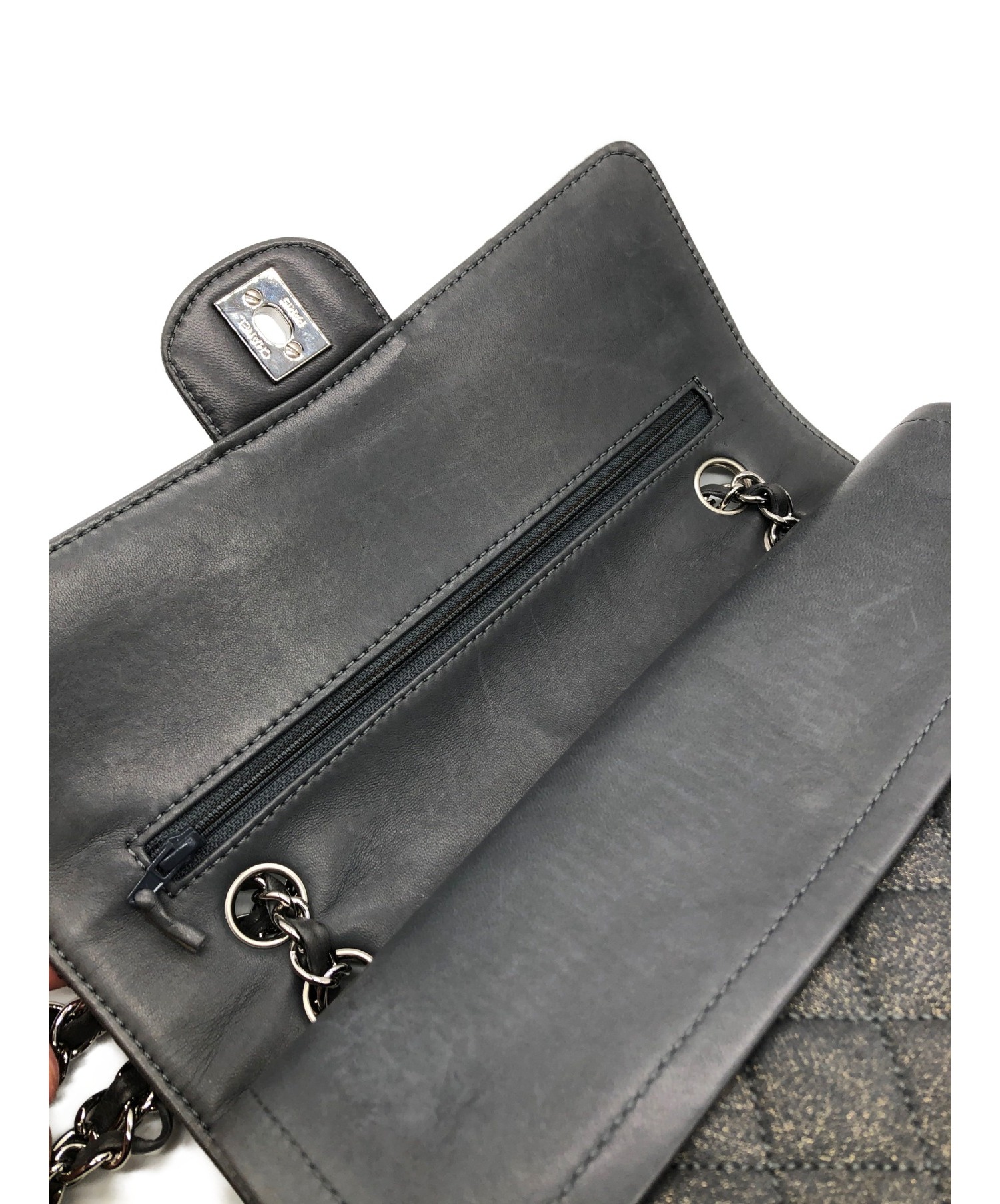 【超美品・使用感薄・春夏シャネル・Ｗチェーンマトラッセ・キャンパス★ビィンテージ 26P【CHANEL】チェーンクラッチ 編み込み コインチャーム (CHANEL