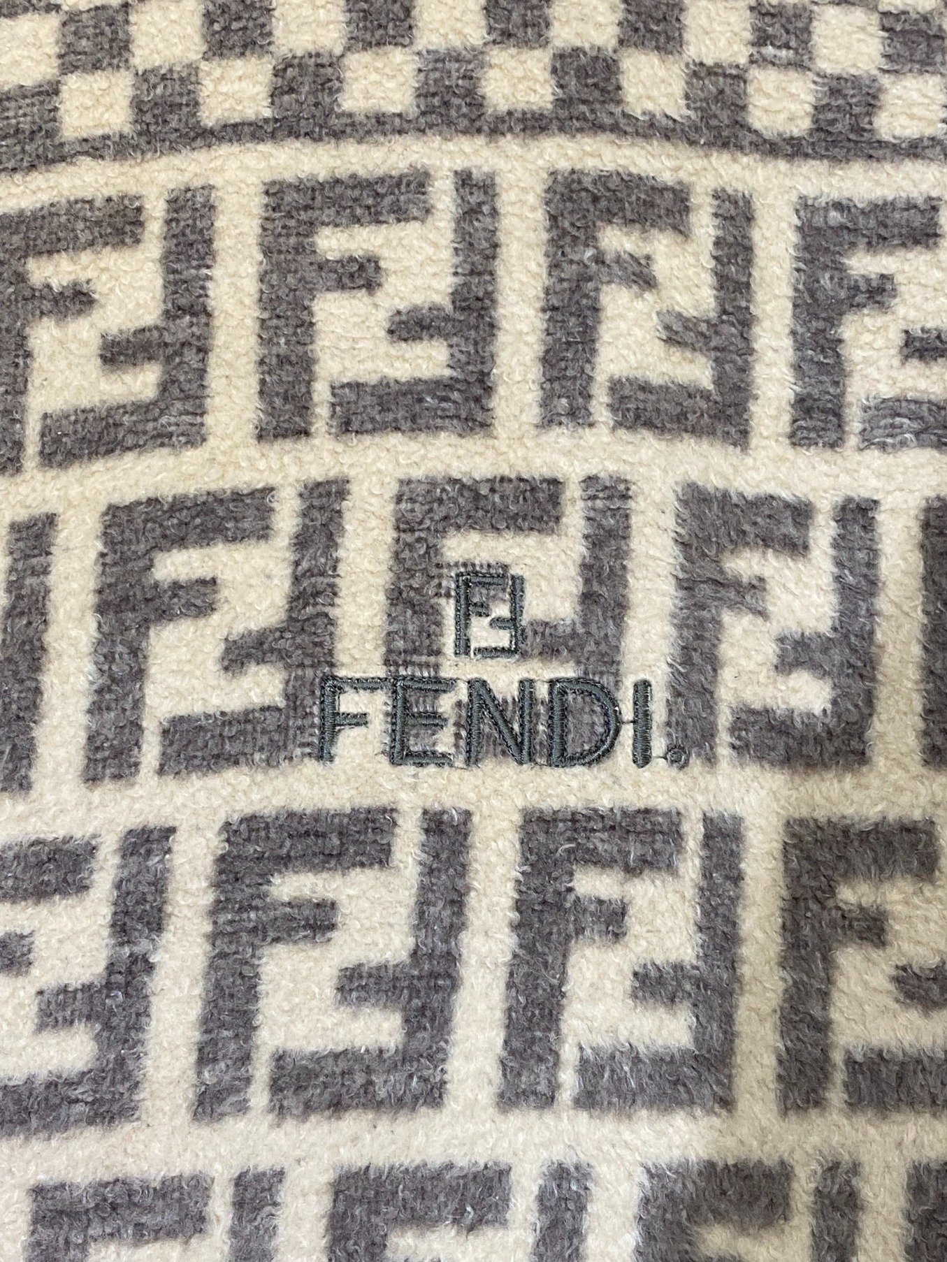 中古・古着通販】FENDI (フェンディ) ズッカ毛布 サイズ:140×210