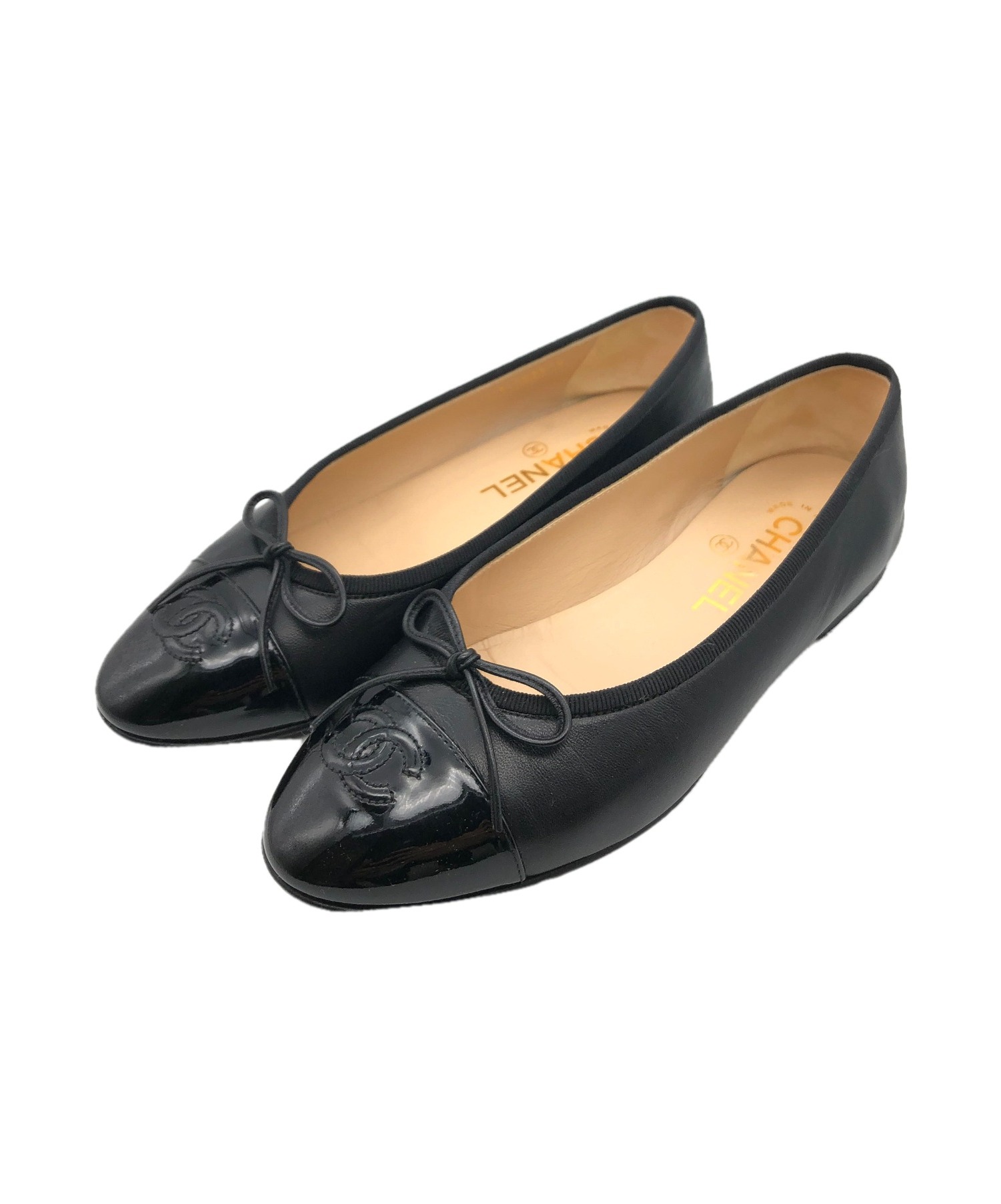 CHANEL / バレリーナ 37 ブラック フラットシューズ ココマーク 中古・古着通販】CHANEL (シャネル) ココマークバレエシューズ
