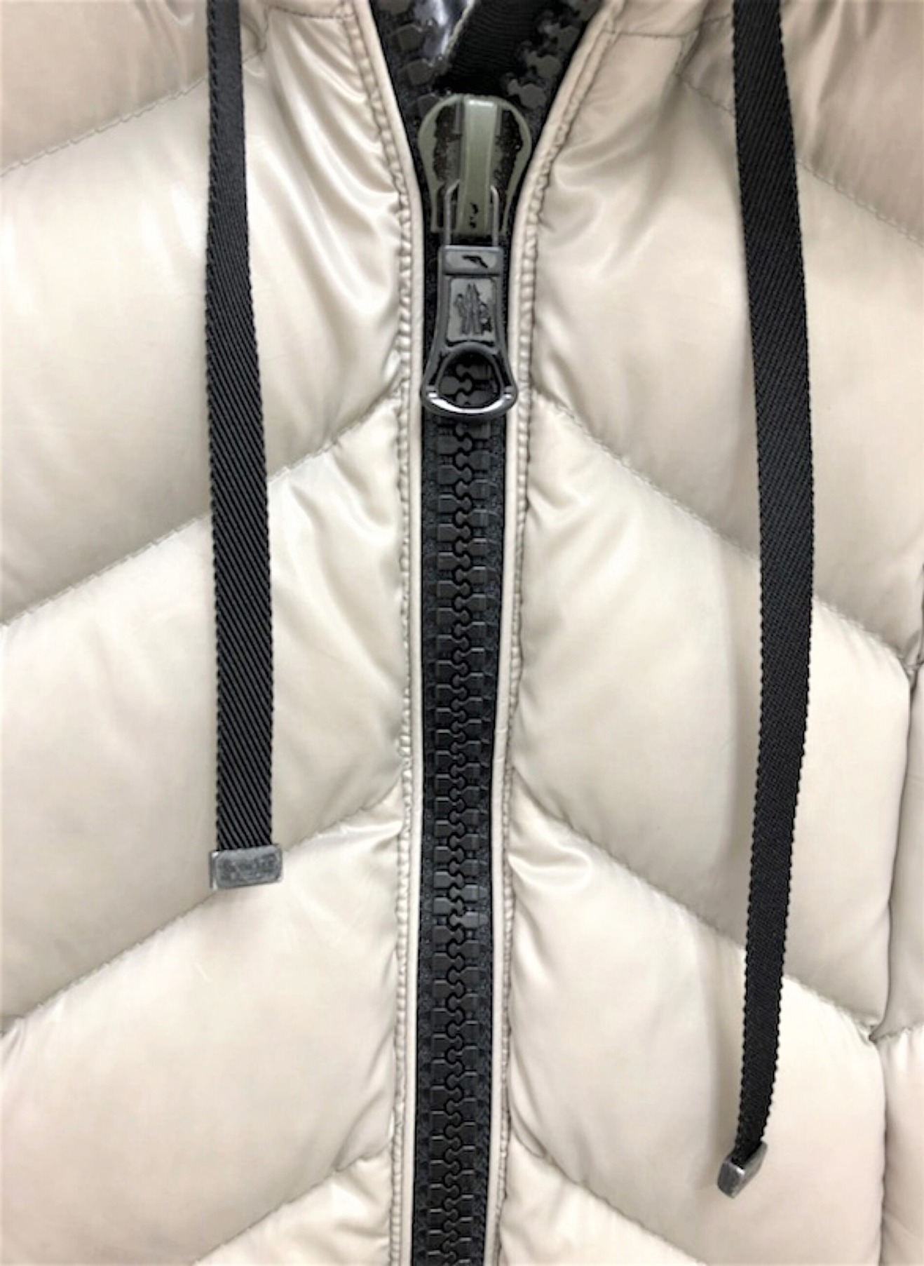 中古・古着通販】MONCLER (モンクレール) BELLOY グレー サイズ:2 
