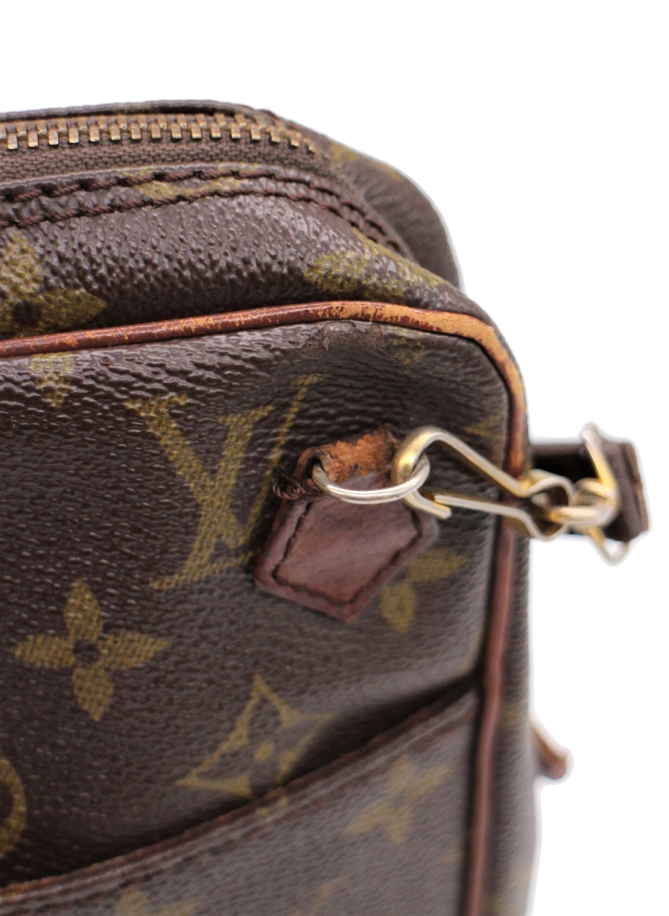 【朝香】ルイヴィトン (LOUIS VUITTON)ダヌーヴ 中古・古着通販】LOUIS VUITTON (ルイ ヴィトン) ダヌーブ ブラウン