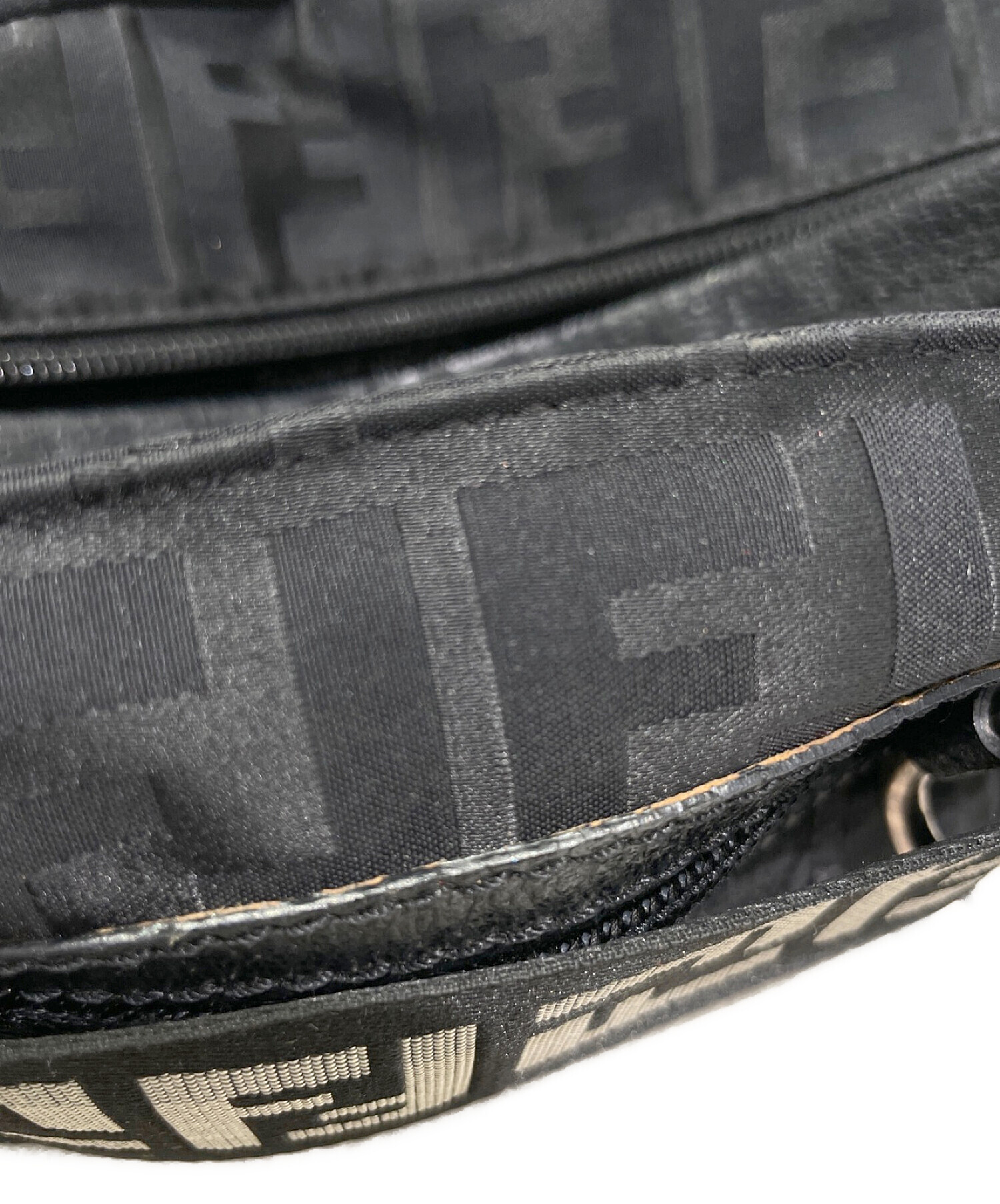 中古・古着通販】FENDI (フェンディ) ズッカ柄ナイロンミニ 