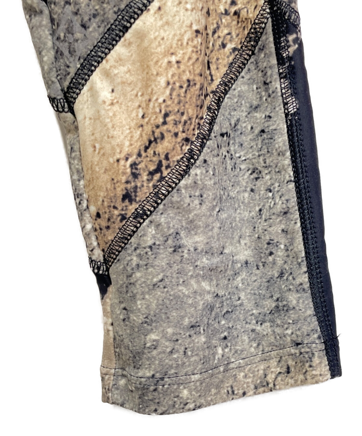 未使用級◎ルイヴィトン モノグラム パンツ レギンス 中古・古着通販】LOUIS VUITTON (ルイ ヴィトン) 総柄