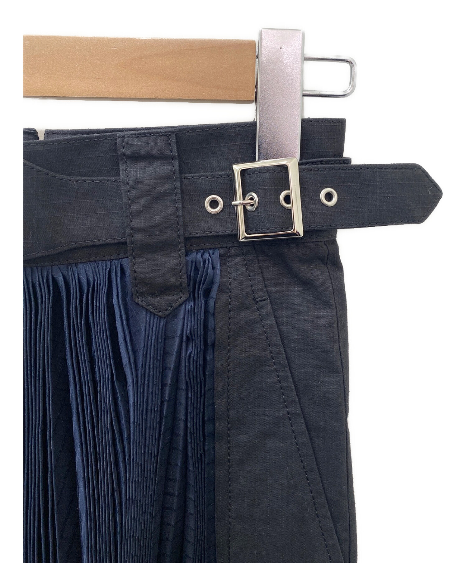 Sacai プリーツドッキングスカート 中古・古着通販】sacai (サカイ) プリーツドッキングスカート ネイビー