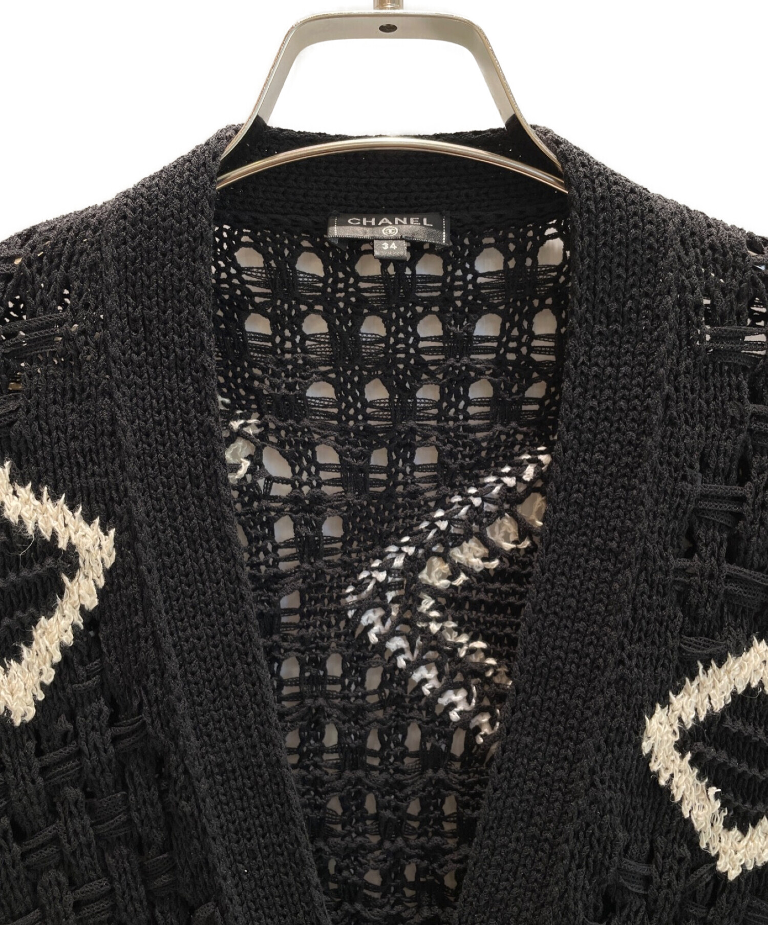 12628シャネル 19SS ココマーク ロゴ カメリア柄 ロングカーディガンM 中古・古着通販】CHANEL (シャネル) ココマークボタン ロングニット