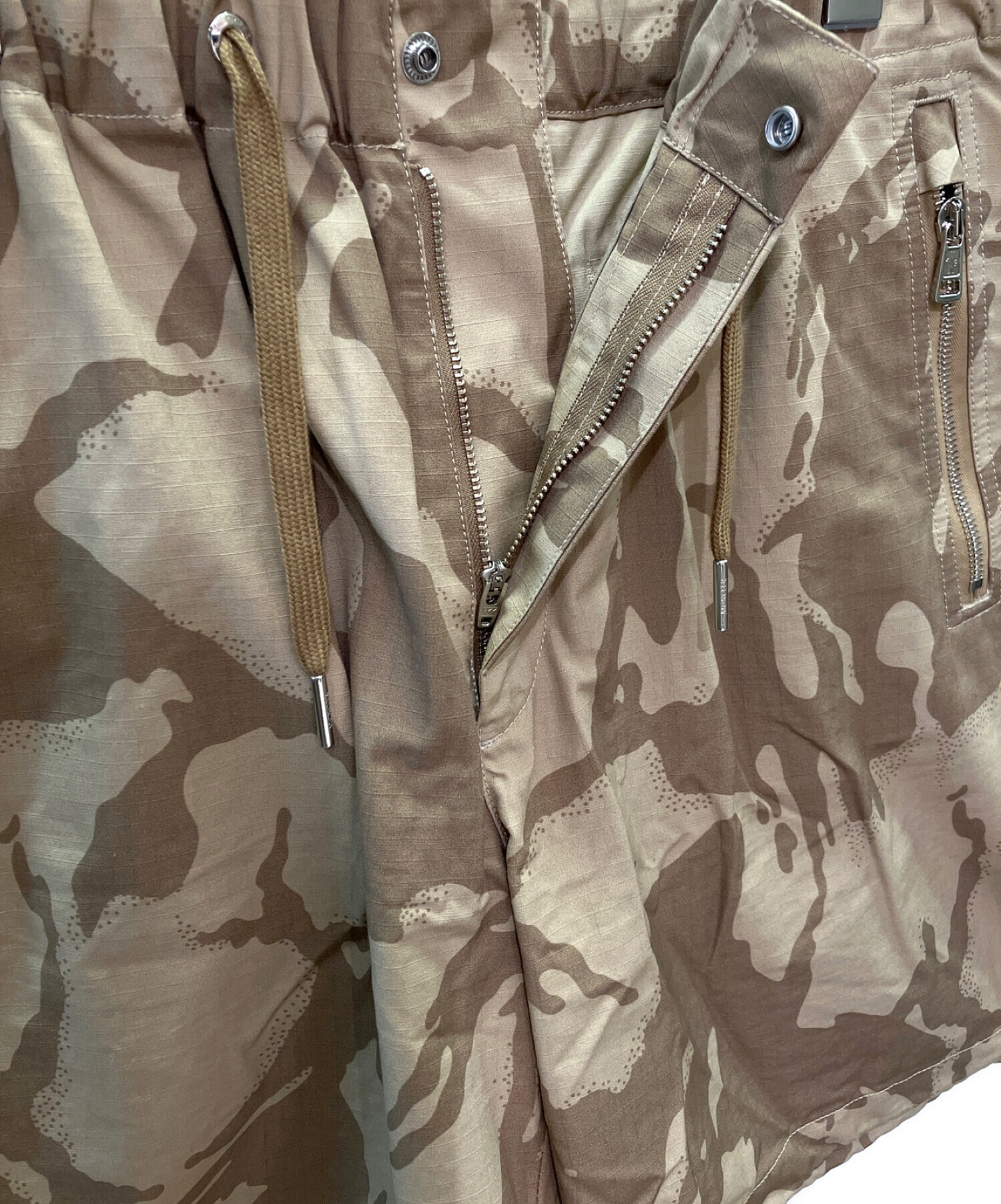 中古・古着通販】MONCLER (モンクレール) ハーフカーゴパンツ デザート 