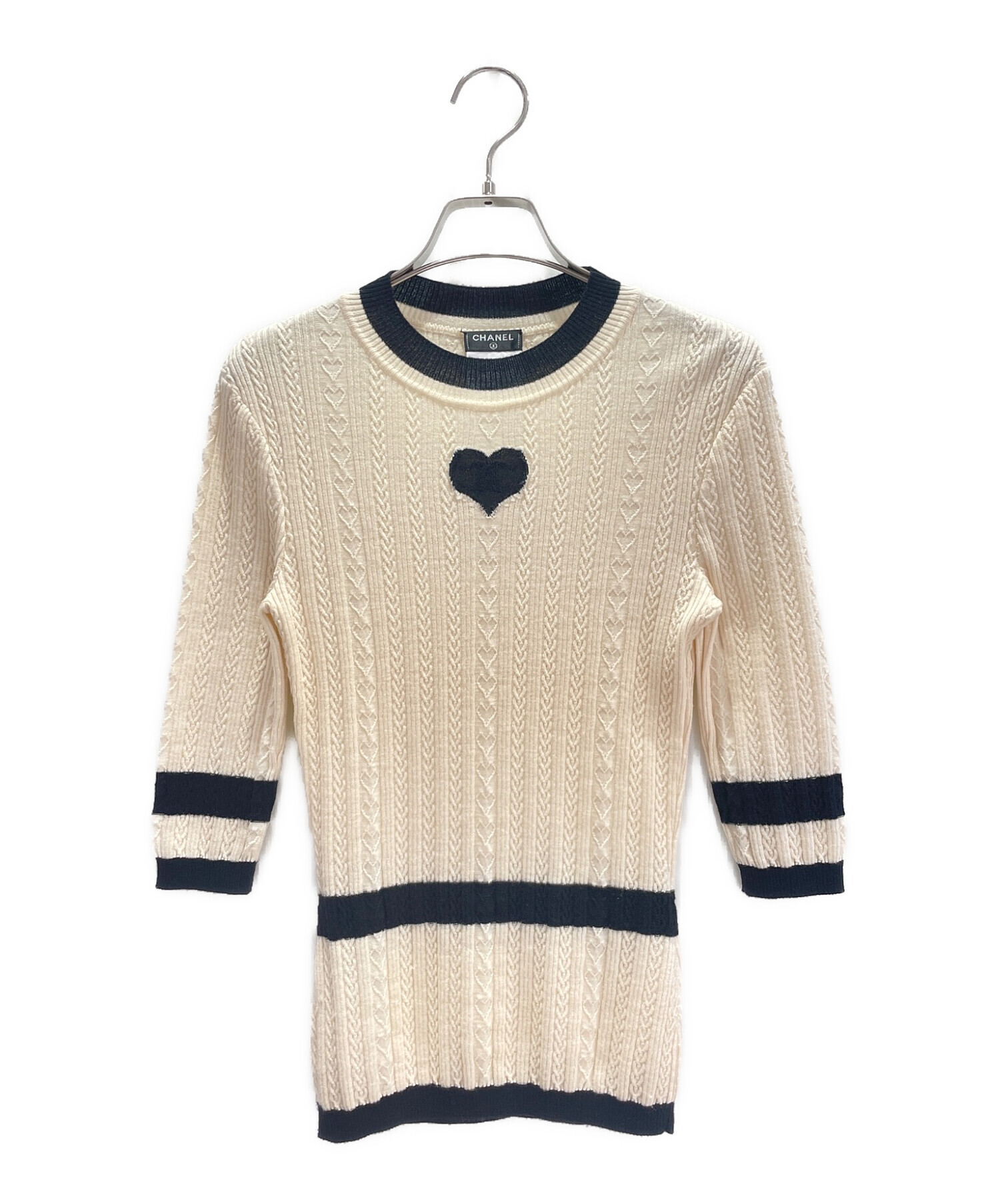 ここたん  CHANELサマーニット シンプルで合わせやすい♪】CHANEL ニット 半袖 ココマーク (CHANEL