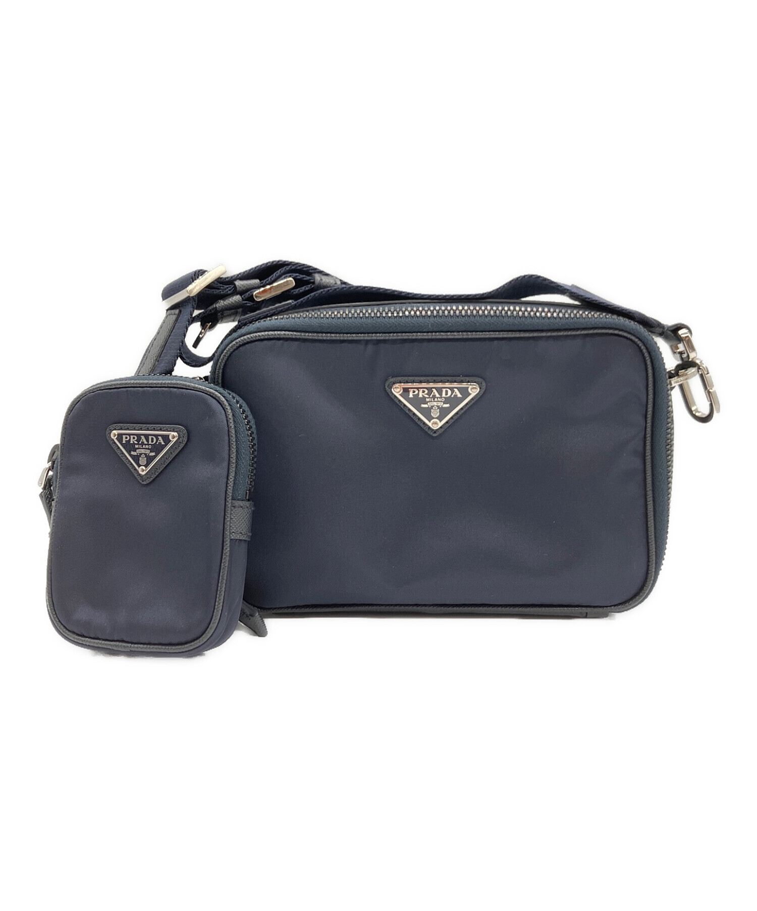PRADA プラダ ショルダーバッグ  紺 【古着】【中古】【送料無料】 PRADA - PRADA プラダ ショルダーバッグ 紺 【古着】【中古】【送料