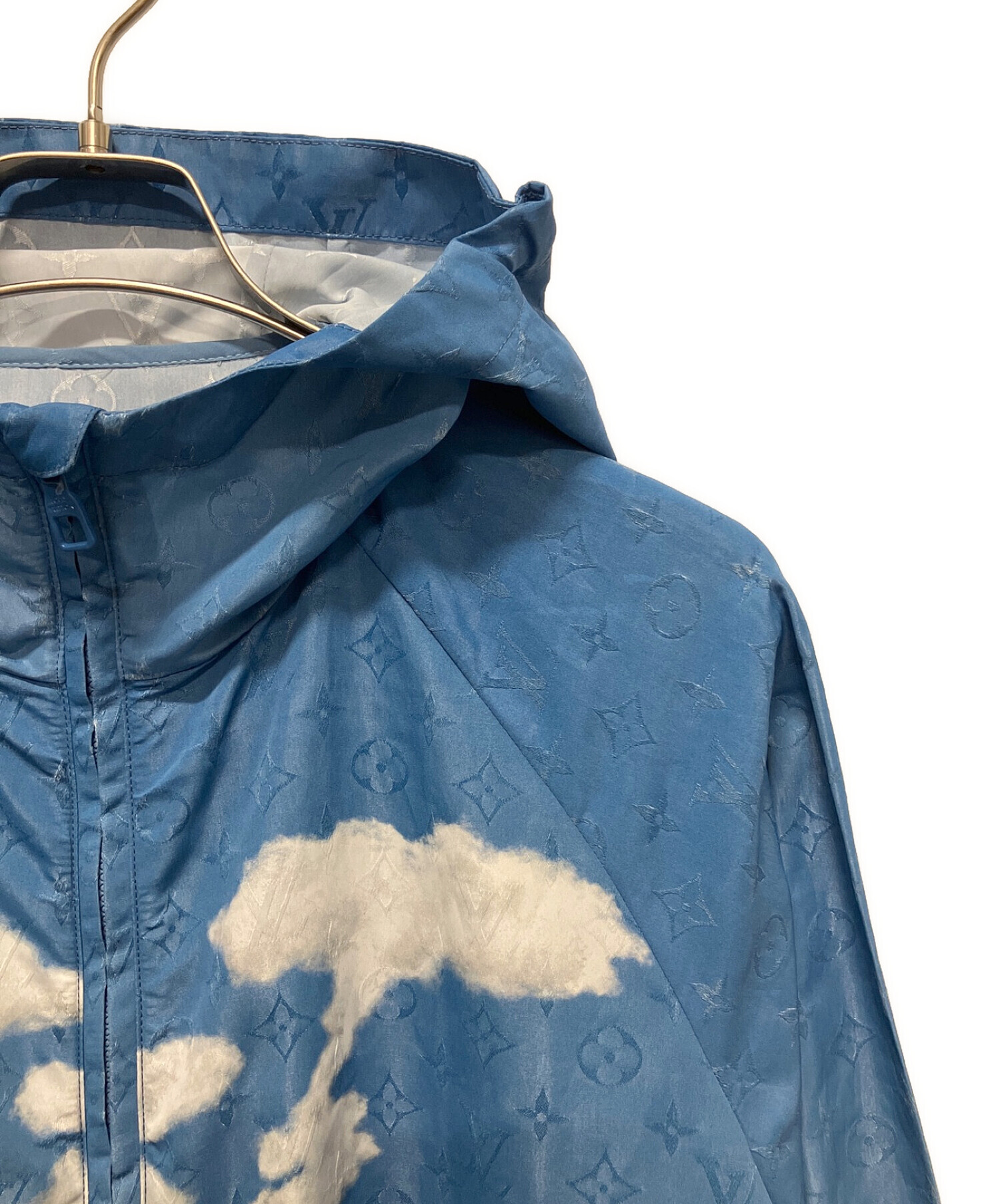 ルイヴィトン　水色フード付きウィンドブレーカー 中古・古着通販】LOUIS VUITTON (ルイ ヴィトン) モノグラムクラウズ