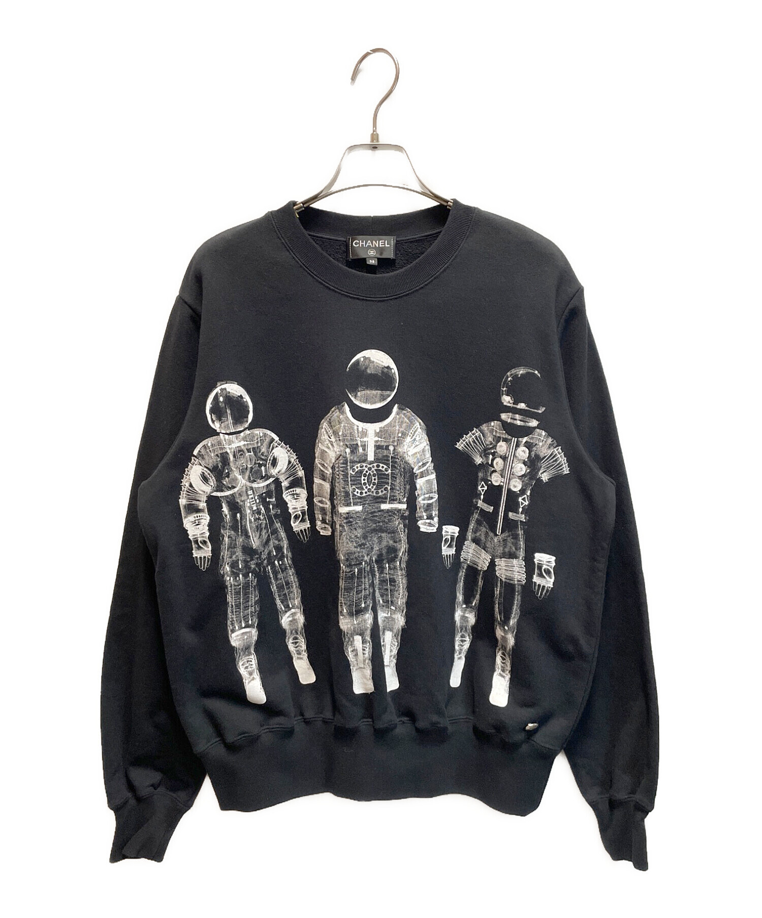 CHANEL グラフィックプリント スウェット 中古・古着通販】CHANEL (シャネル) スペースプリントスウェット