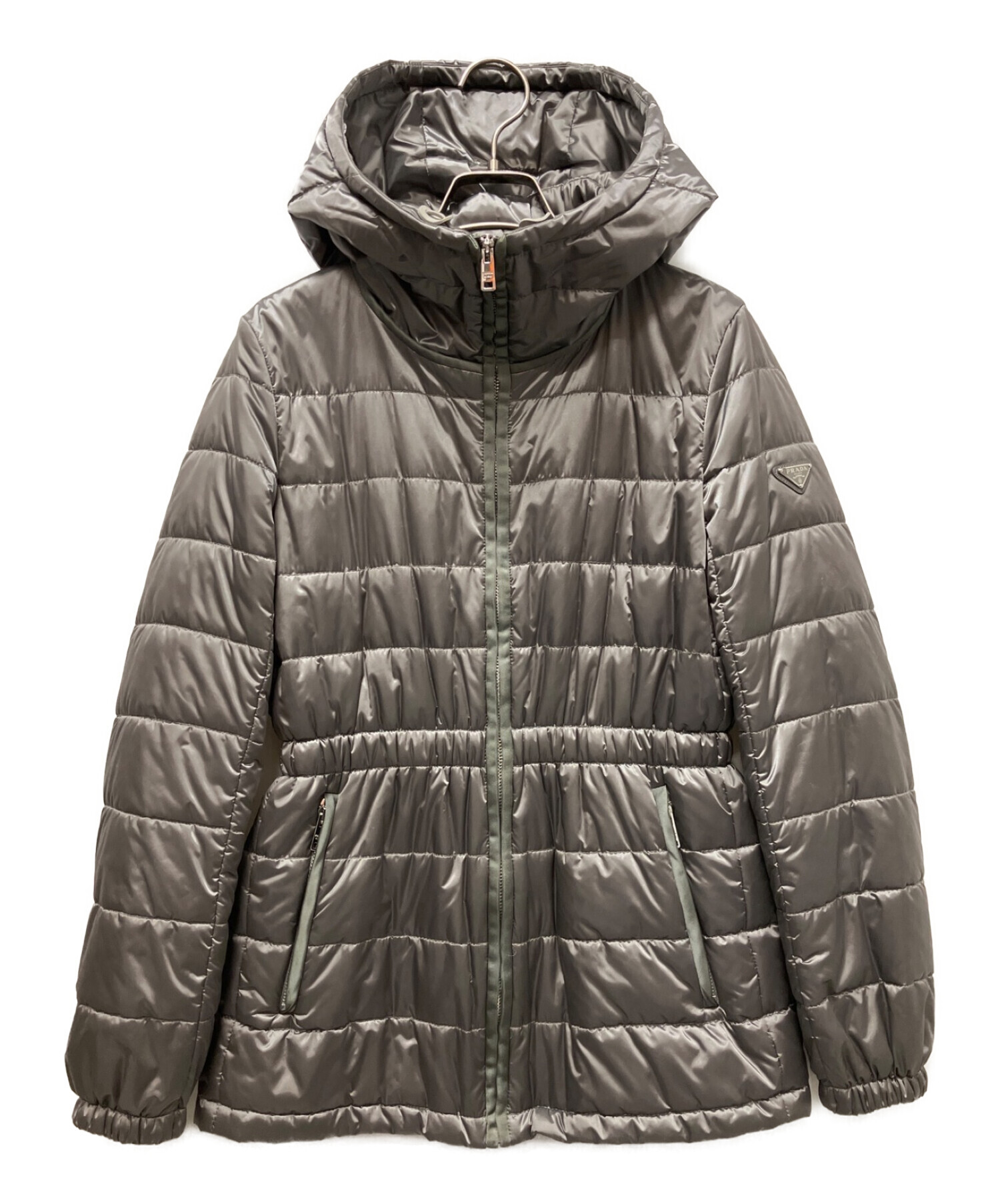 中古・古着通販】PRADA (プラダ) ウエストシャーリング三角プレート 