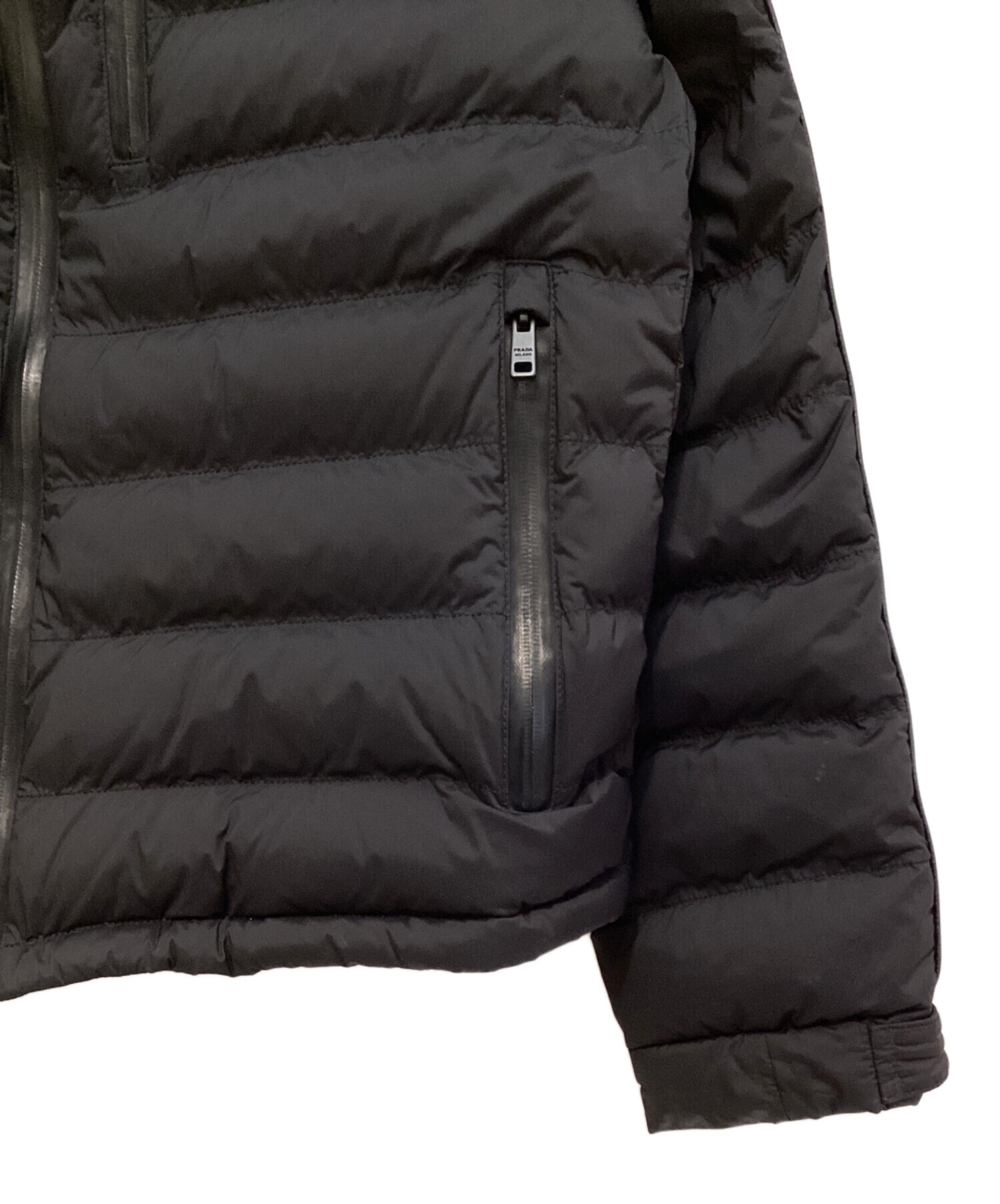 中古・古着通販】PRADA (プラダ) Triangle Plate Down Jacket 