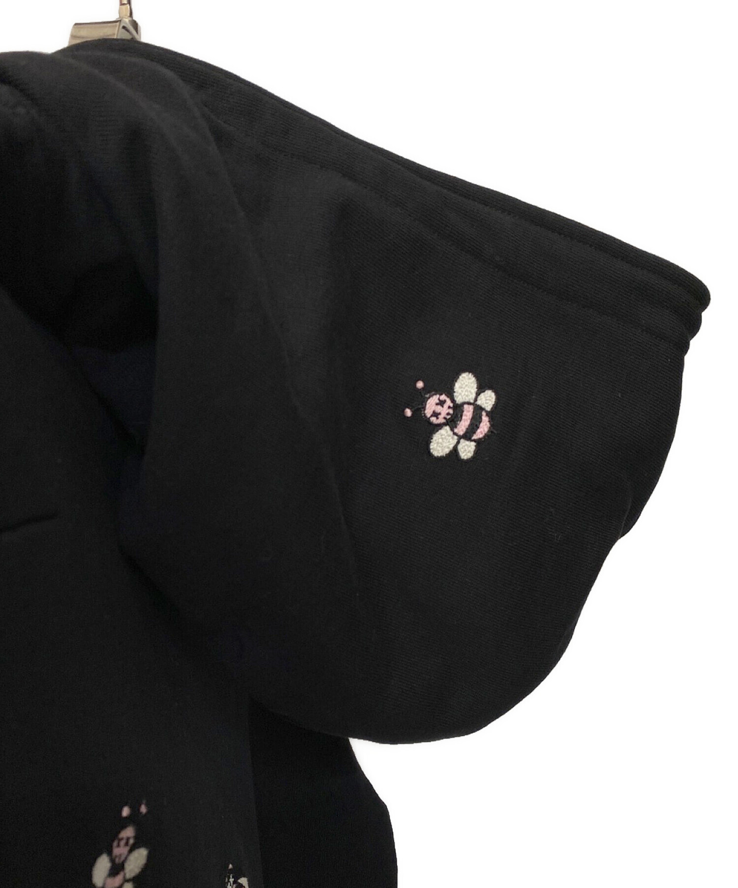 ディオールオム×カウズ　刺繍ジップアップパーカー中古 中古・古着通販】Dior (ディオール) ×KAWS(カウズ) BEE刺繍ジップ