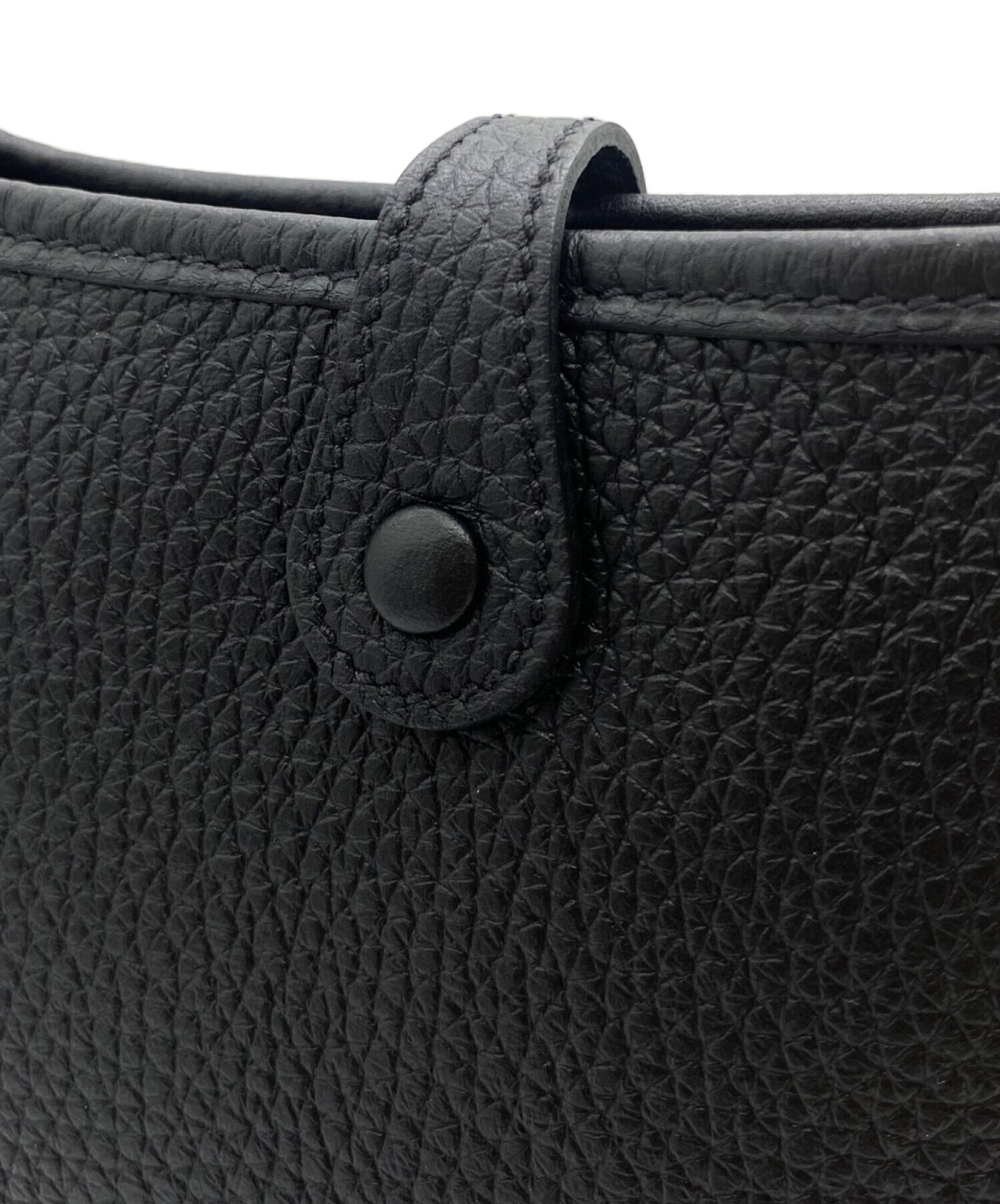 HERMES エルメス ショルダーバッグ  黒 【古着】【中古】【送料無料】 中古・古着通販】HERMES (エルメス) ショルダーバッグ ブラック サイズ