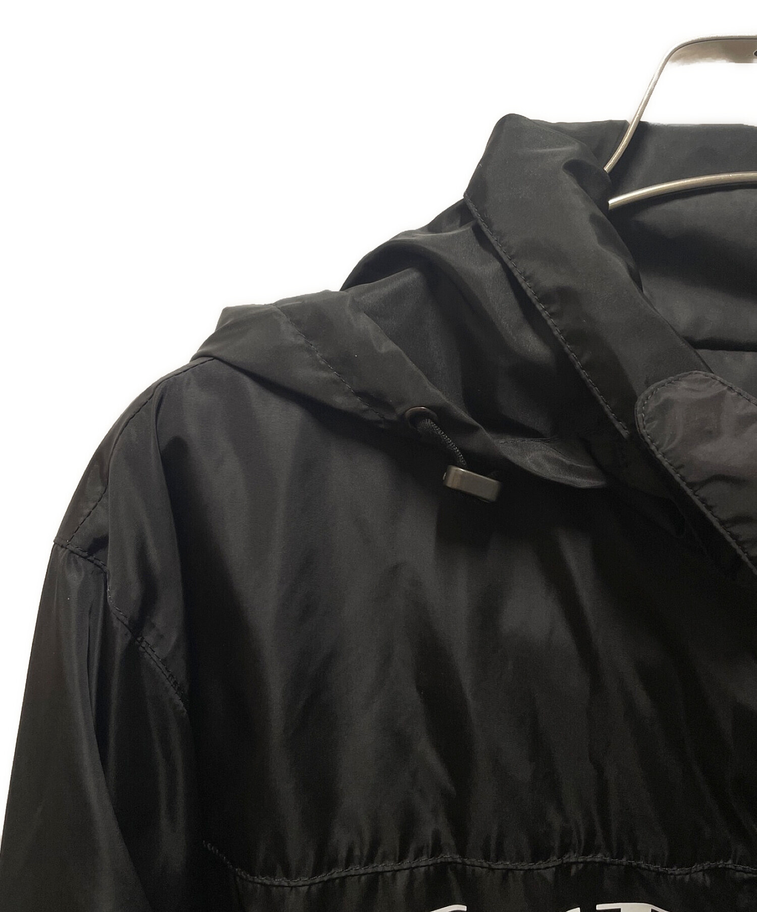 VALENTINO ナイロンジャケット 中古・古着通販】VALENTINO (ヴァレンティノ) VLTNロゴナイロン