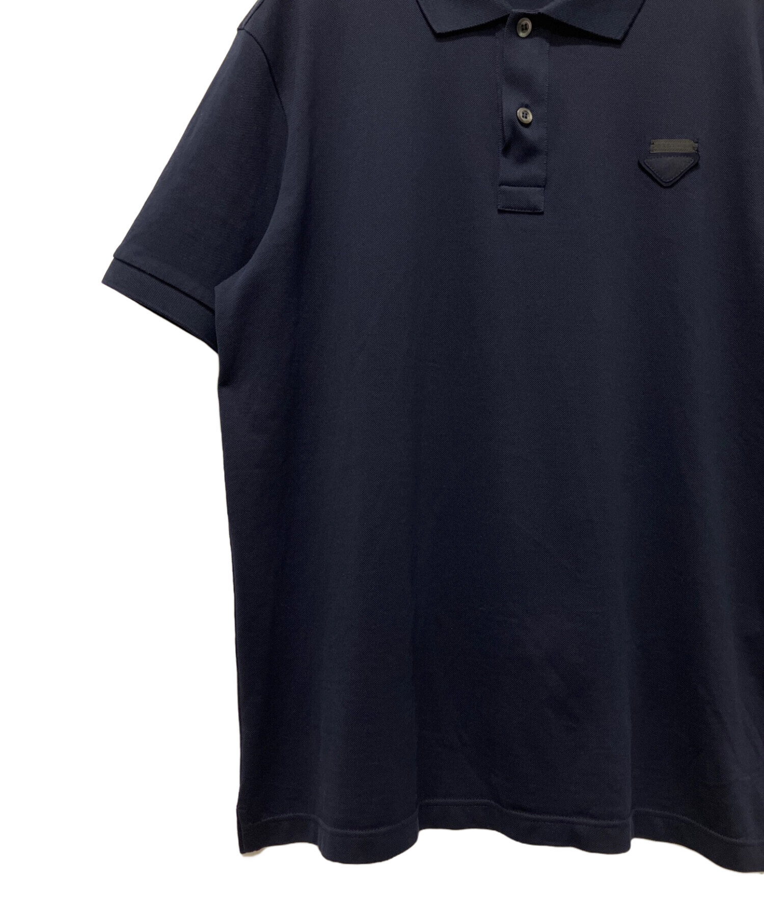 PRADA ネイビーポロシャツ エンブレムロゴ 中古・古着通販】PRADA (プラダ) エンブレムロゴポロシャツ ネイビー